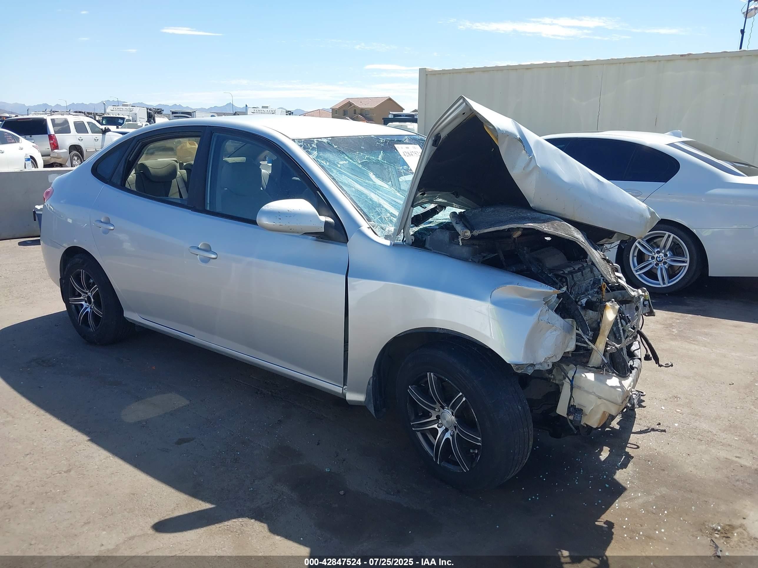 2010 Hyundai Elantra GLS, VIN KMHDU4AD0AU832068 — Front end