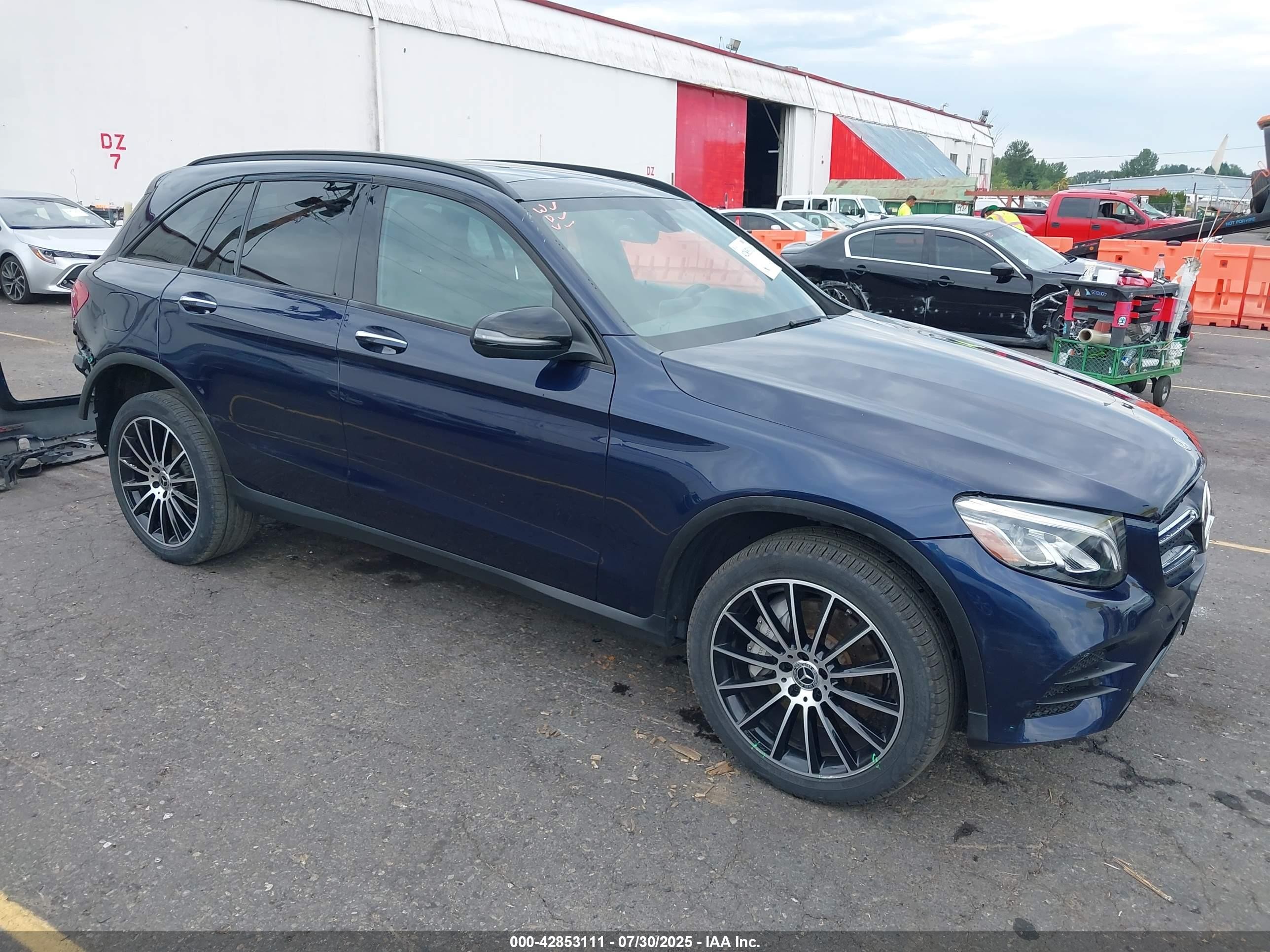 2019 Mercedes-Benz GLC 300, VIN WDC0G4JB6KV171175 — Rear end
