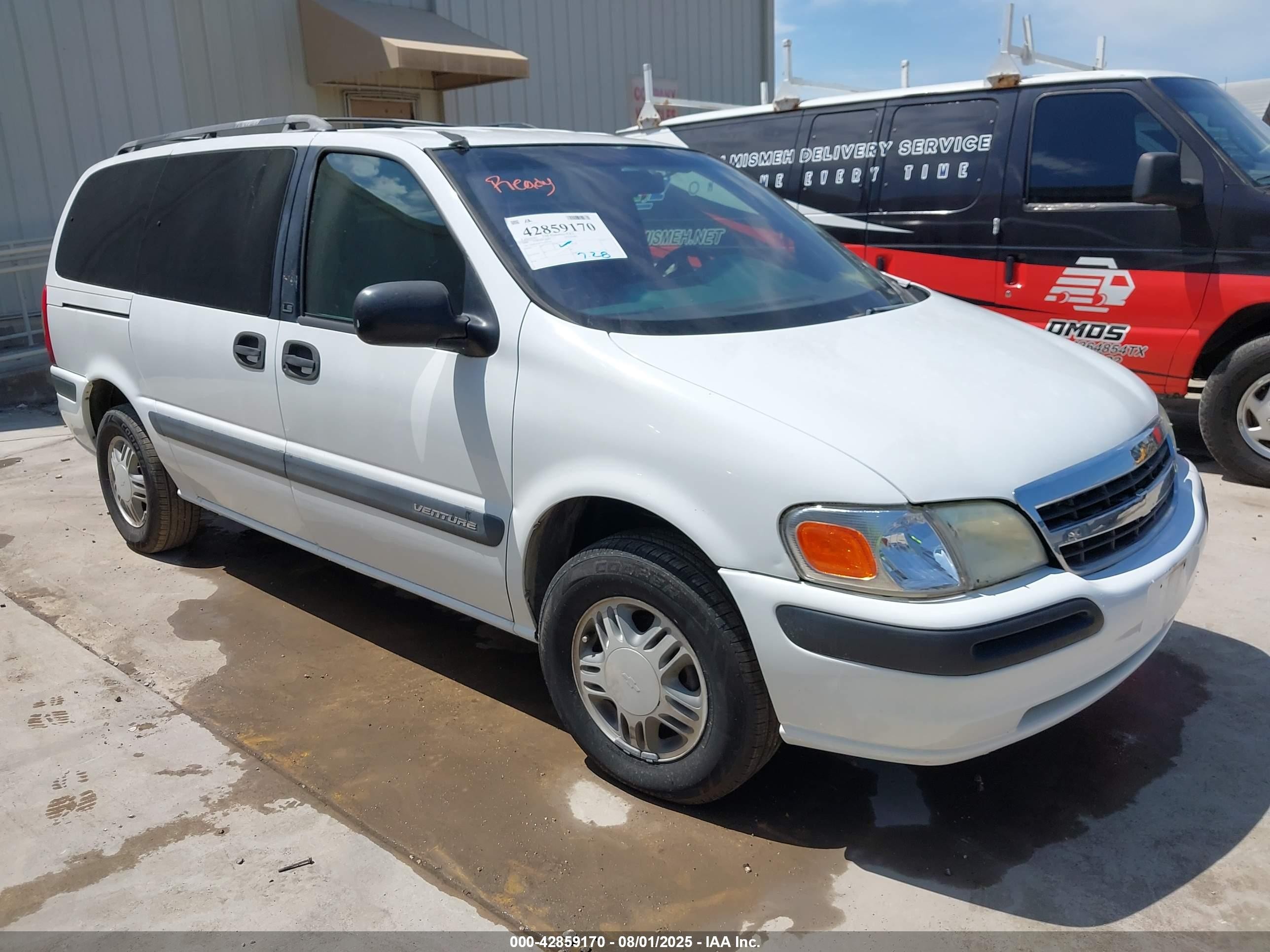 1998 Chevrolet Venture, VIN 1GNDX03E5WD262268 — Rear end