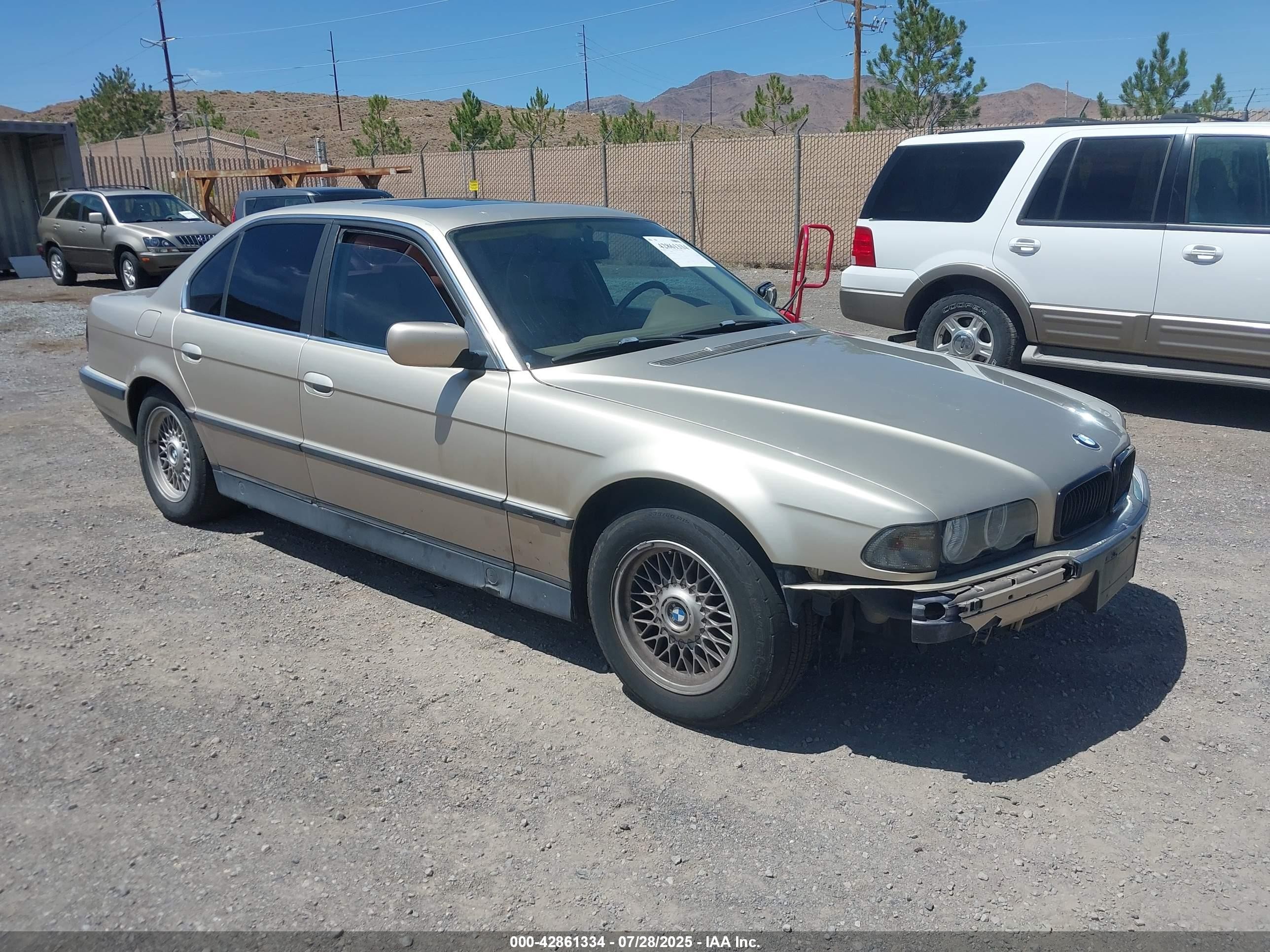 1997 BMW 7 Series 740i, VIN WBAGF8323VDL47876 — Front end