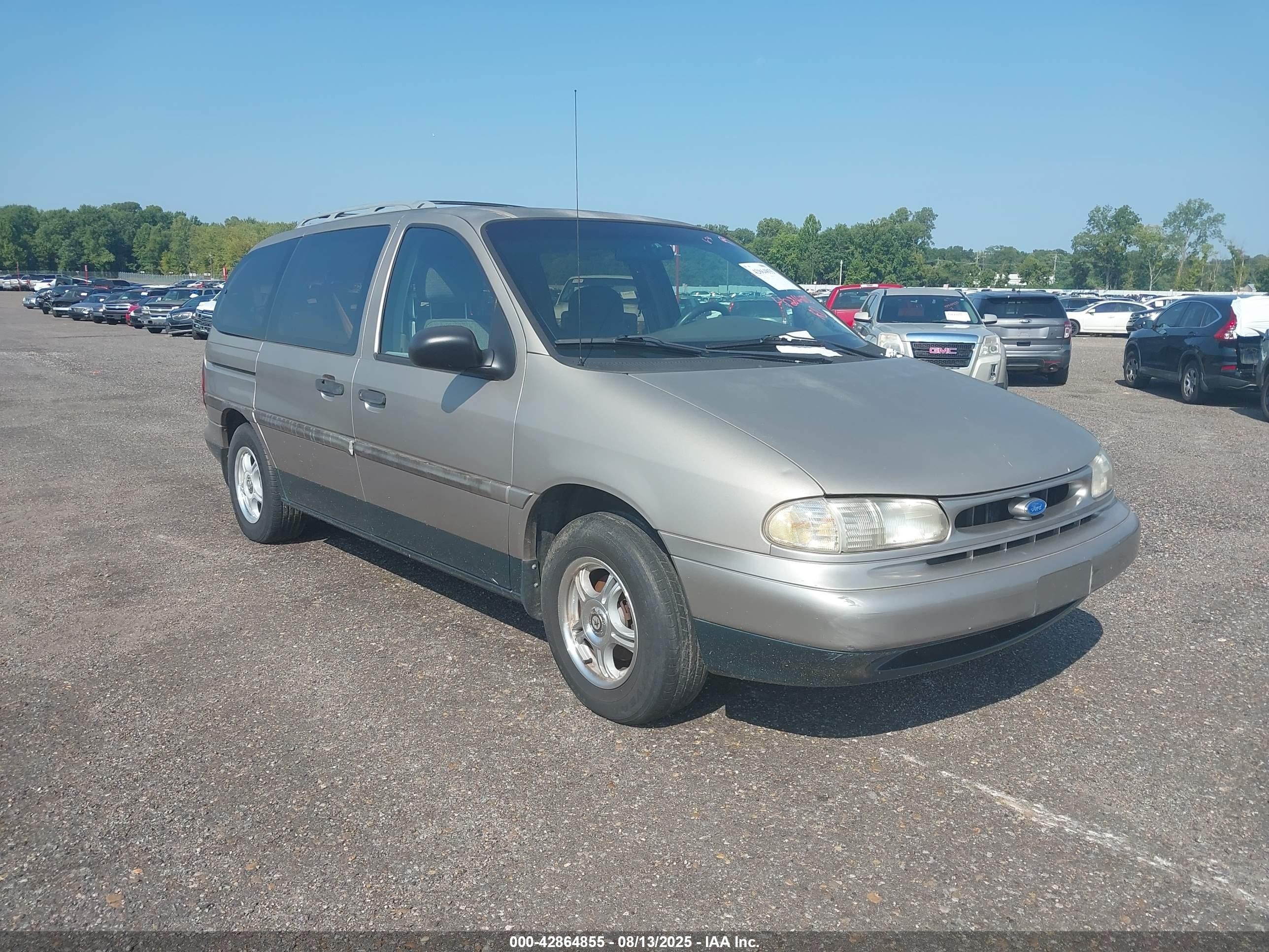 1995 Ford Windstar GL, VIN 2FMDA5148SBD52480 — Side