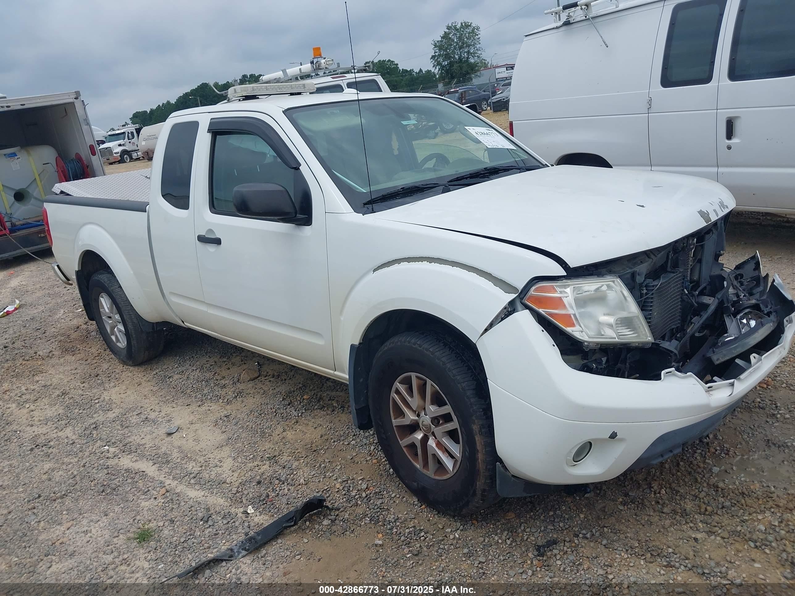 2016 Nissan Frontier SV, VIN 1N6AD0CW2GN766539 — Перед