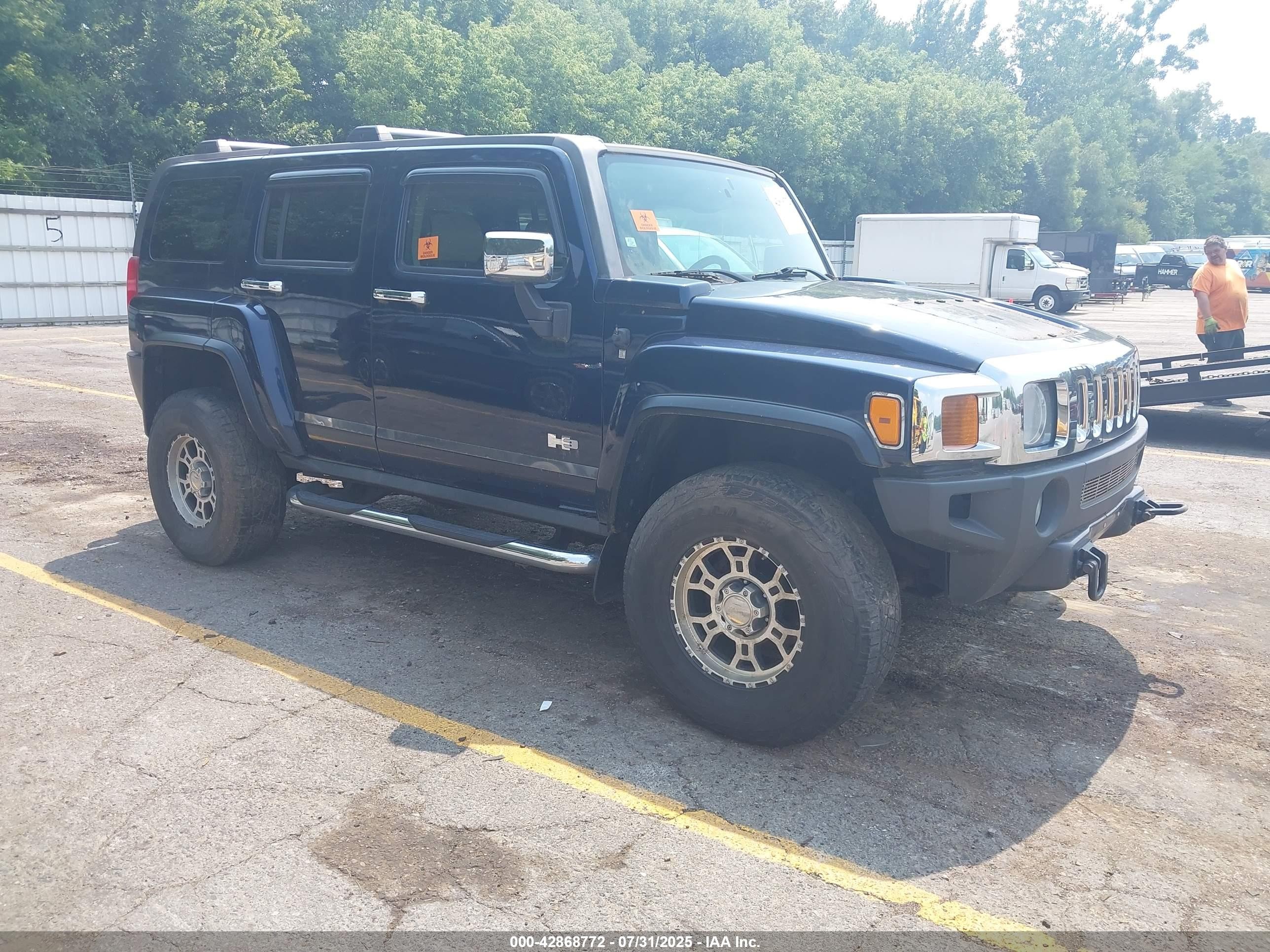 2007 Hummer H3 SUV, VIN 5GTDN13E978119511 — Biohazard / chemical