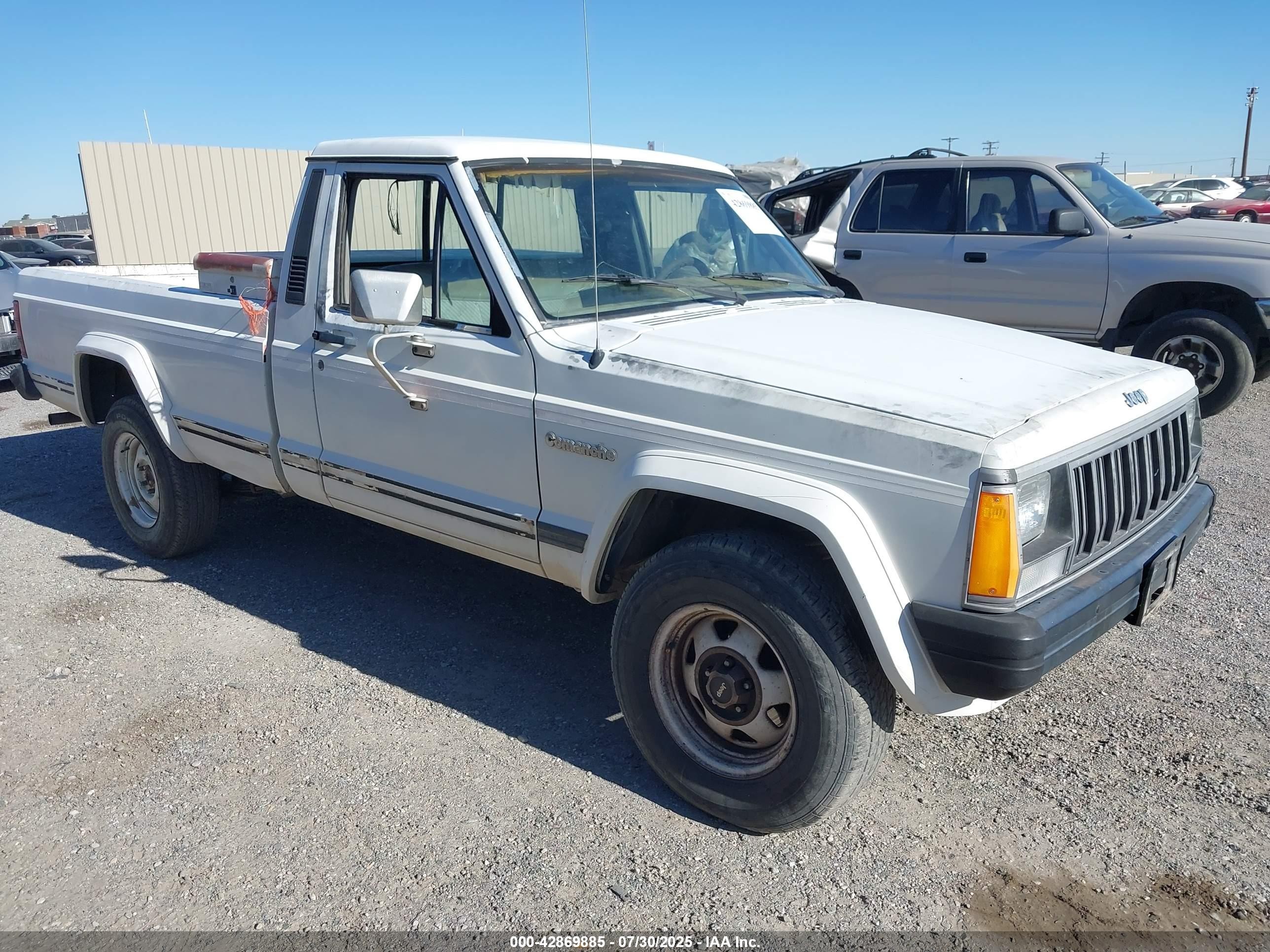 1988 Jeep Comanche PIONEER, VIN 1JTMW66R4JT254155 — Vandalism