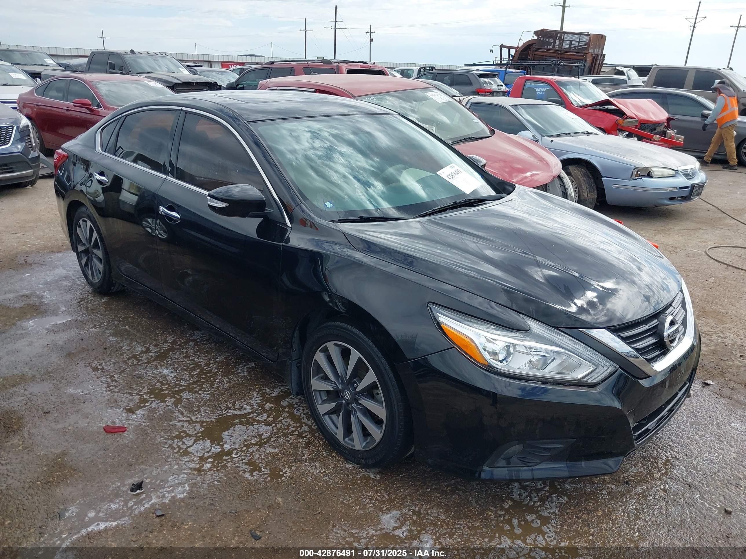 2017 Nissan Altima SL, VIN 1N4AL3AP6HC113878 — Auction photo
