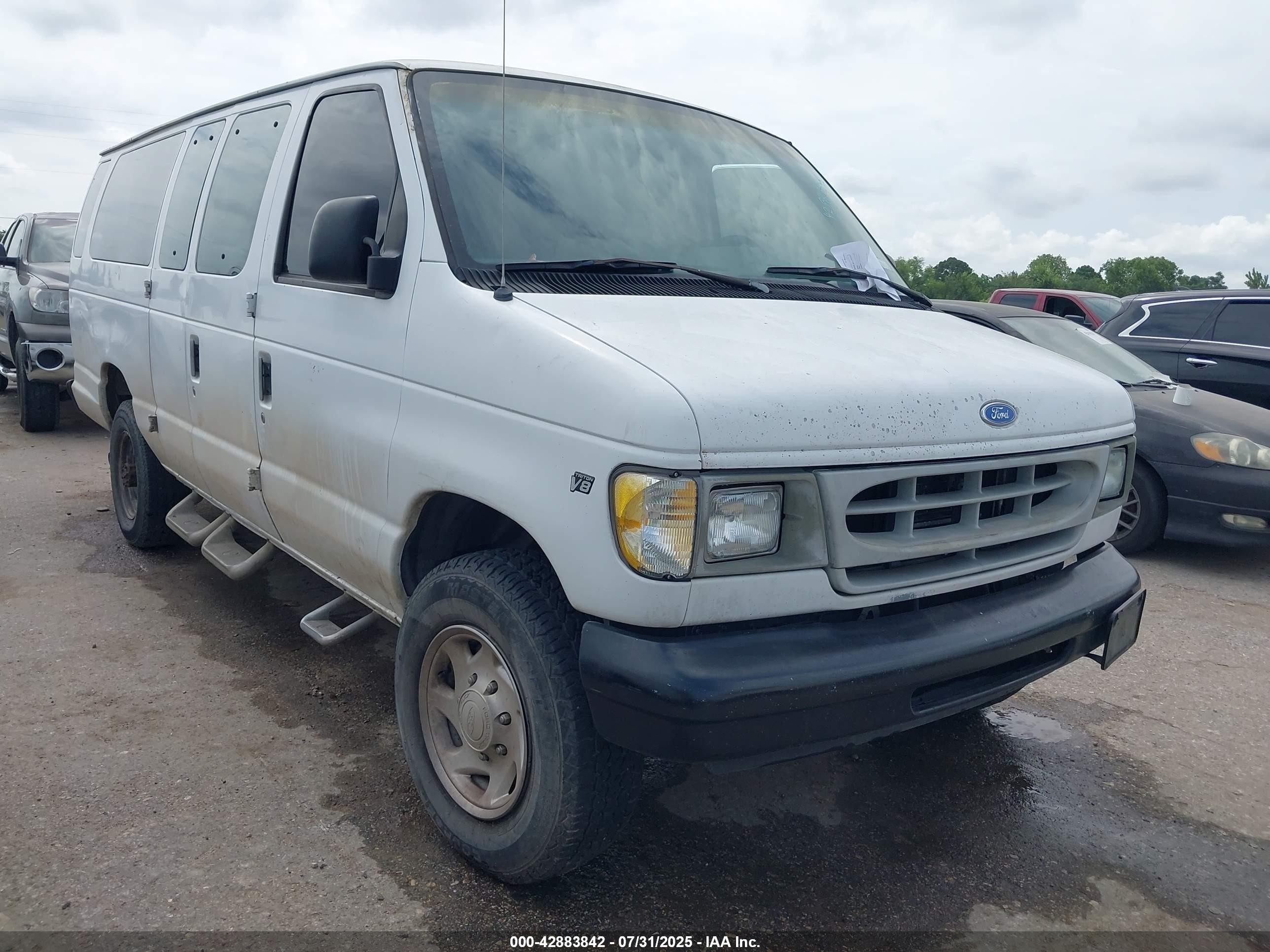 1997 Ford Econoline Wagon XL, VIN 1FBJS31L6VHB07687 — All over