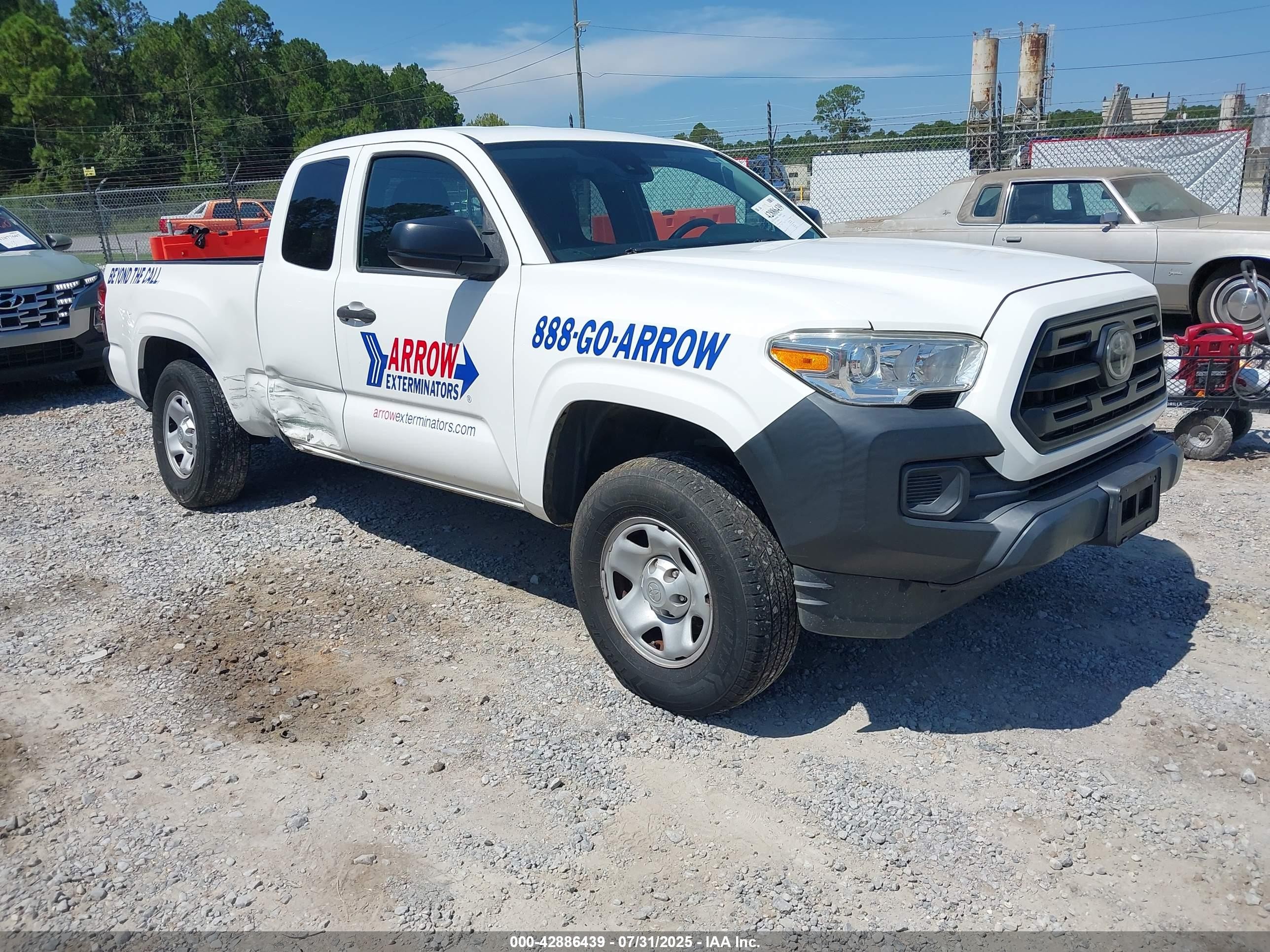 2019 Toyota Tacoma SR, VIN 5TFRX5GN0KX141257 — Side