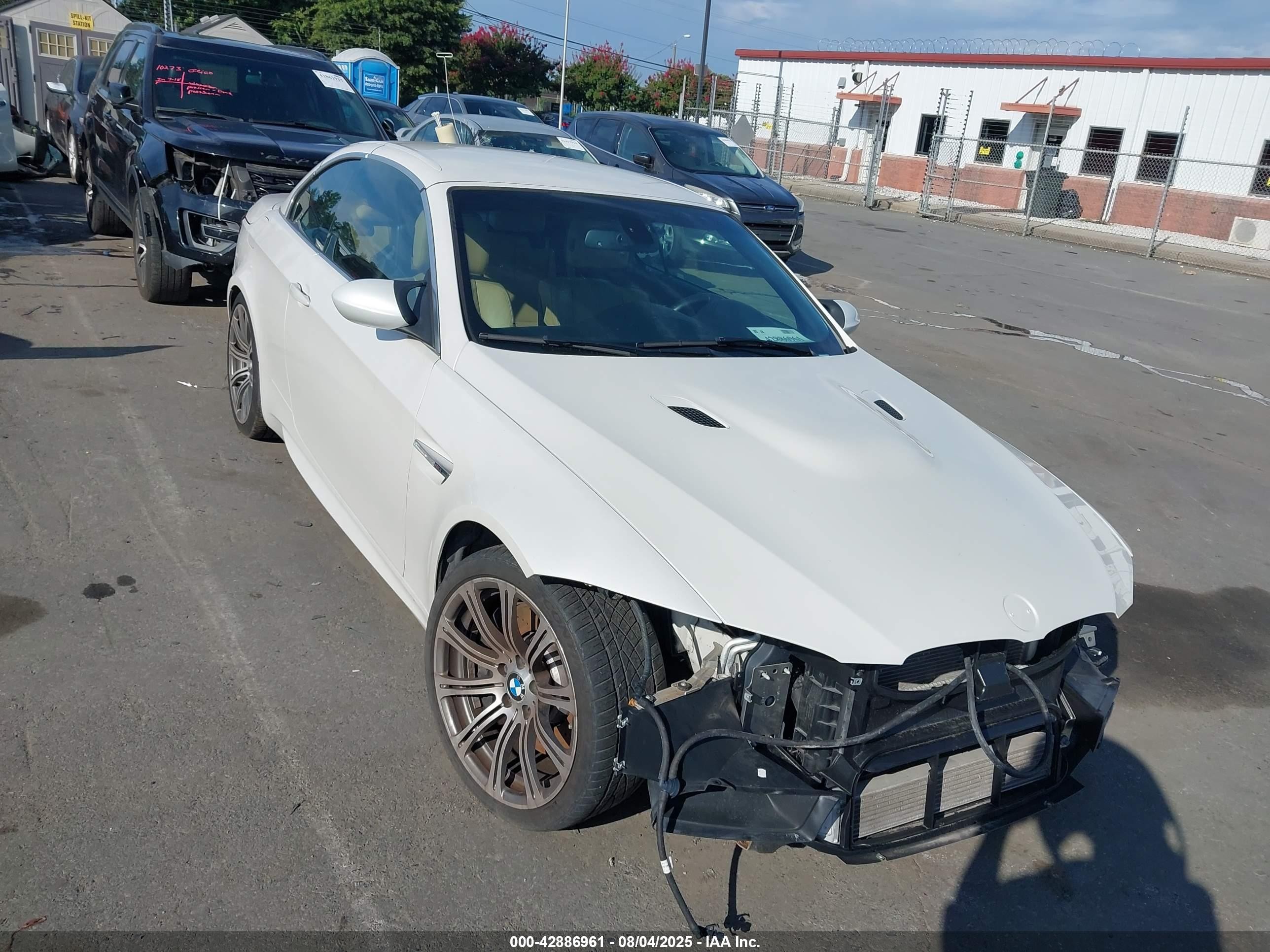2012 BMW M3, VIN WBSDX9C55CE784670 — Front end