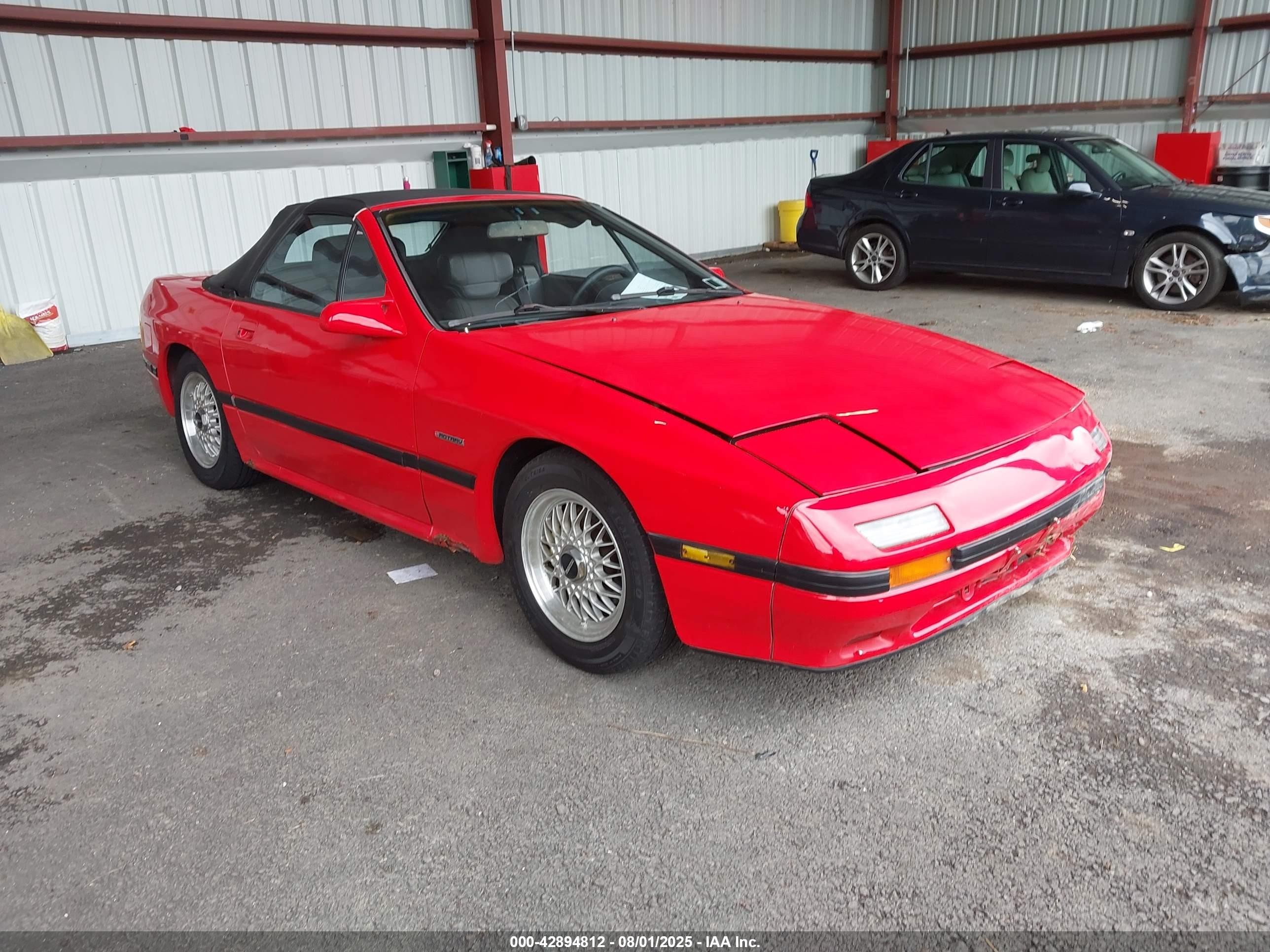 1988 Mazda RX-7, VIN JM1FC3514J0103380 — Front end