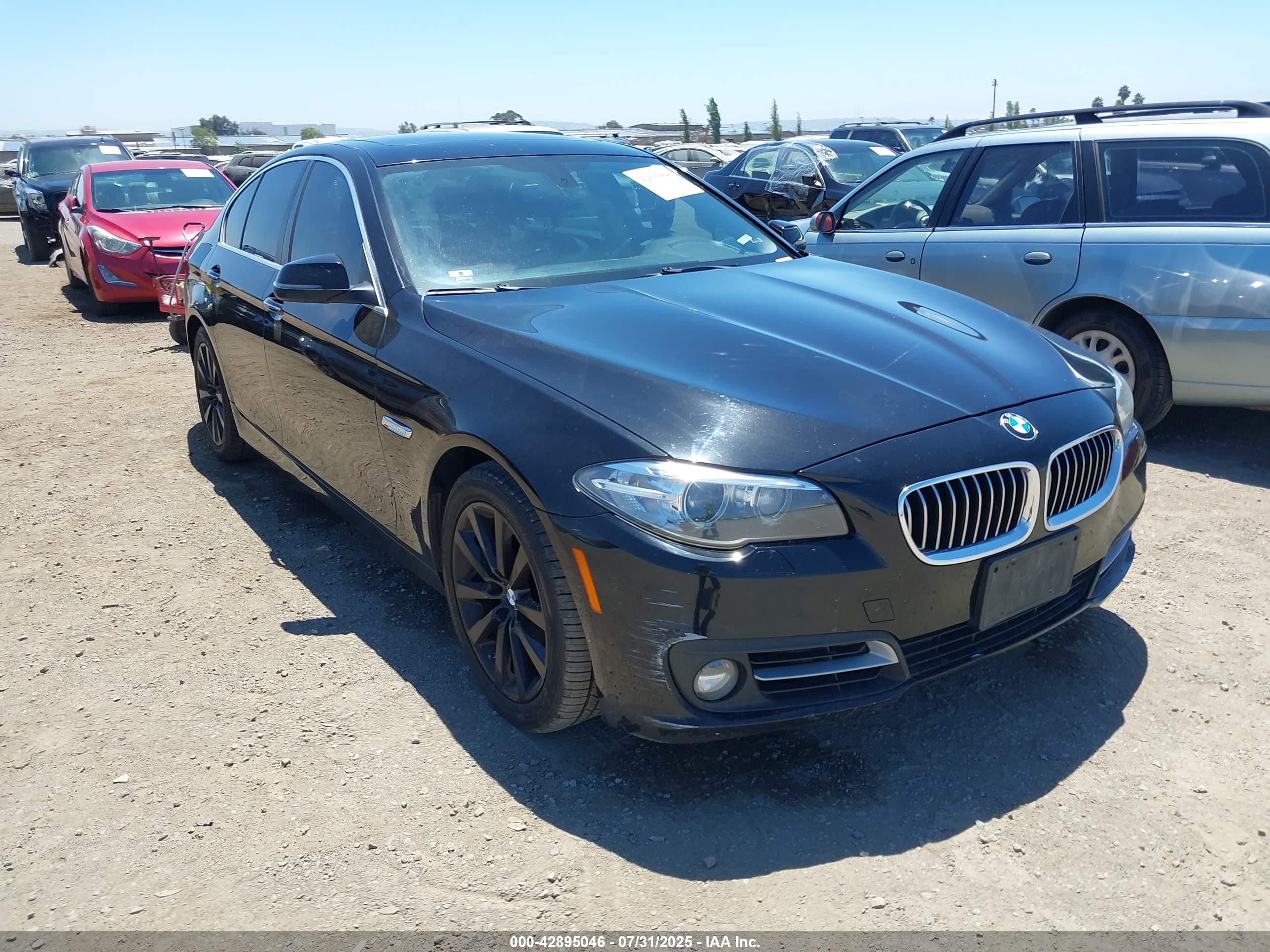 2016 BMW 5 Series 535i, VIN WBA5B1C58GG133651 — Normal wear