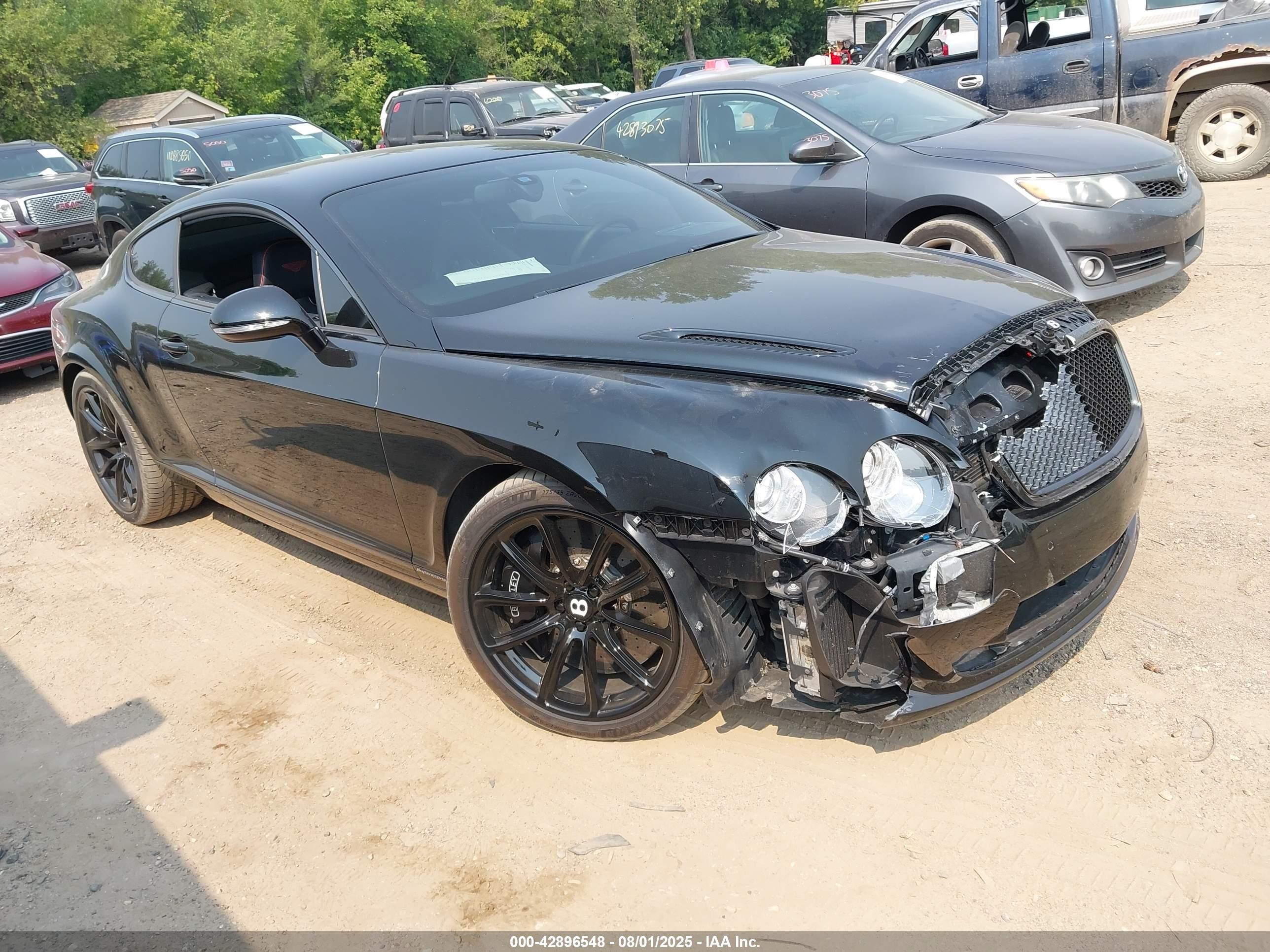 2010 Bentley Continental GT SUPERSPORTS, VIN SCBCU8ZA8AC064138 — Front end