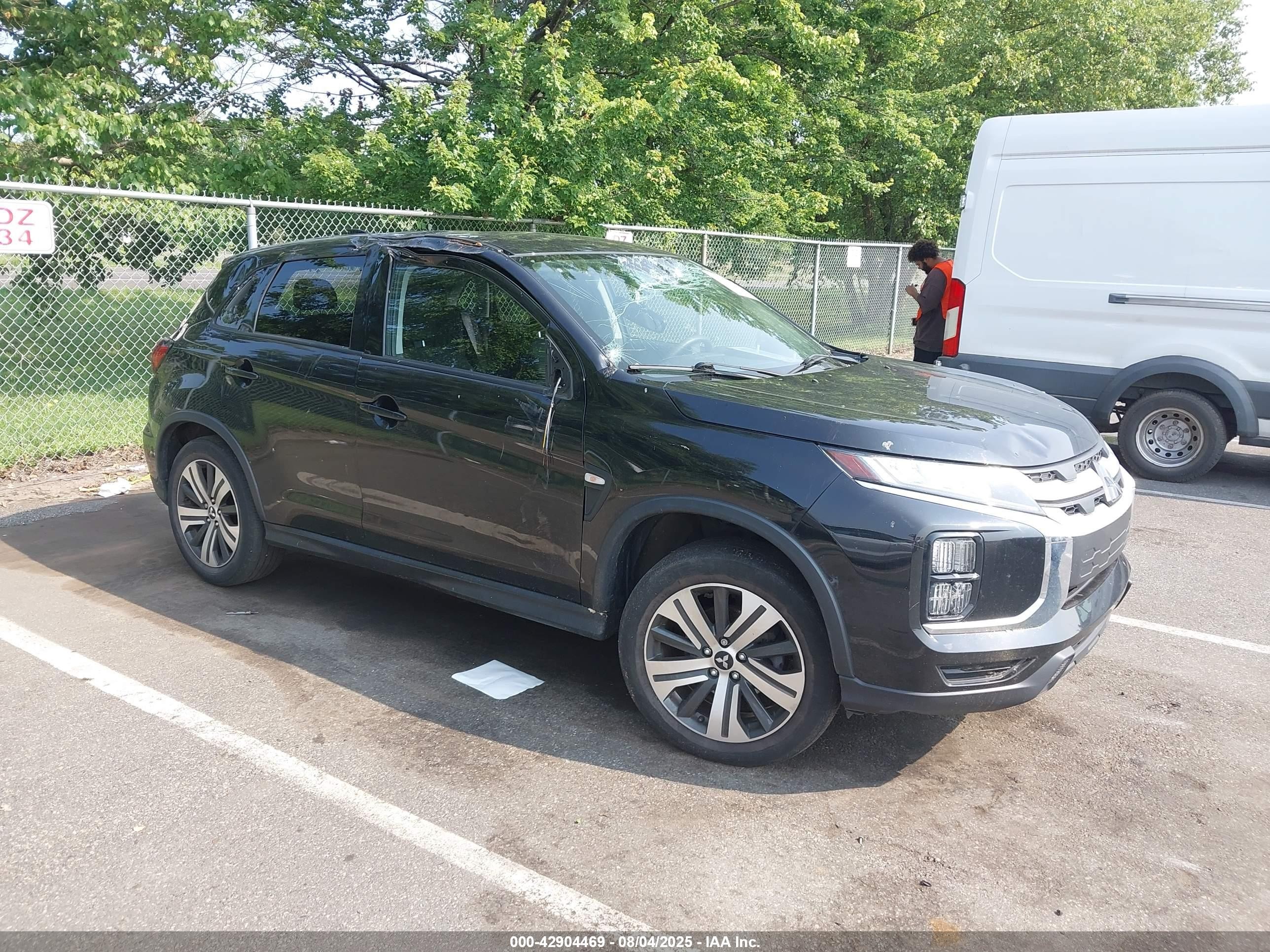 2021 Mitsubishi Outlander ES, VIN JA4ARUAU4MU030792 — Storm