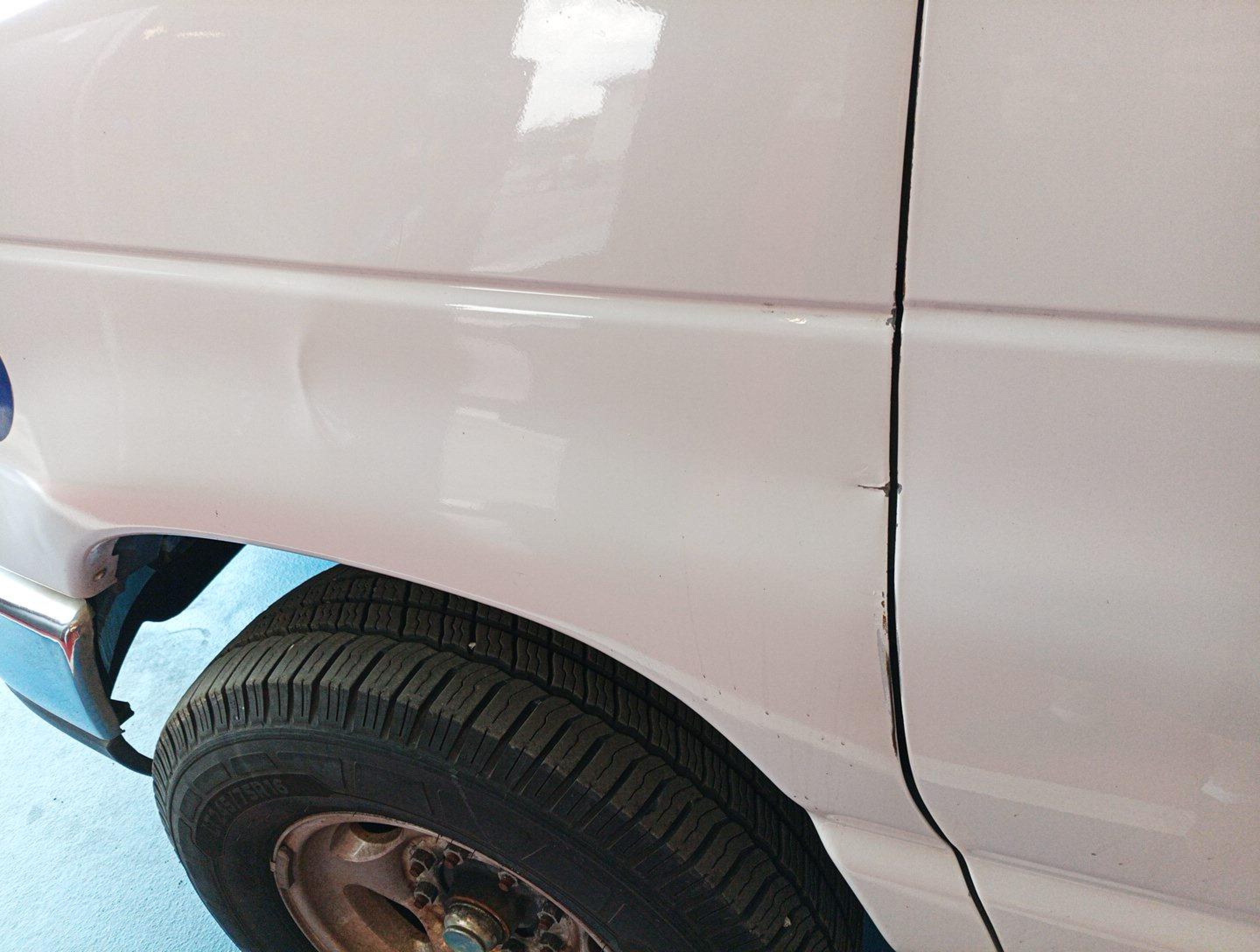 2011 Ford E-Series Commercial, VIN 1FTSS3ESXBDB09723 — Auction photo
