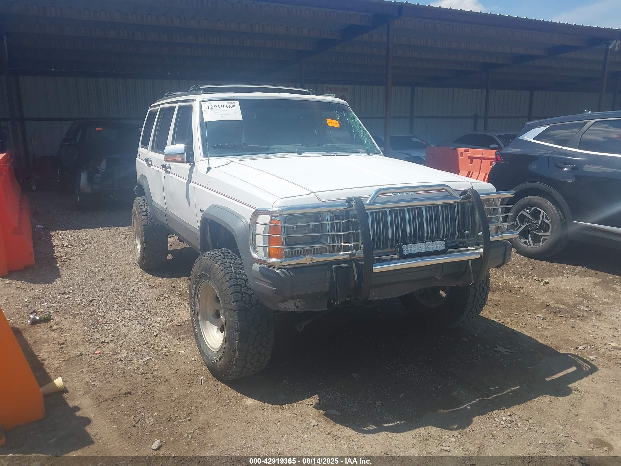 1991 Jeep Cherokee, VIN 1J4FJ58SXML527469 — All over