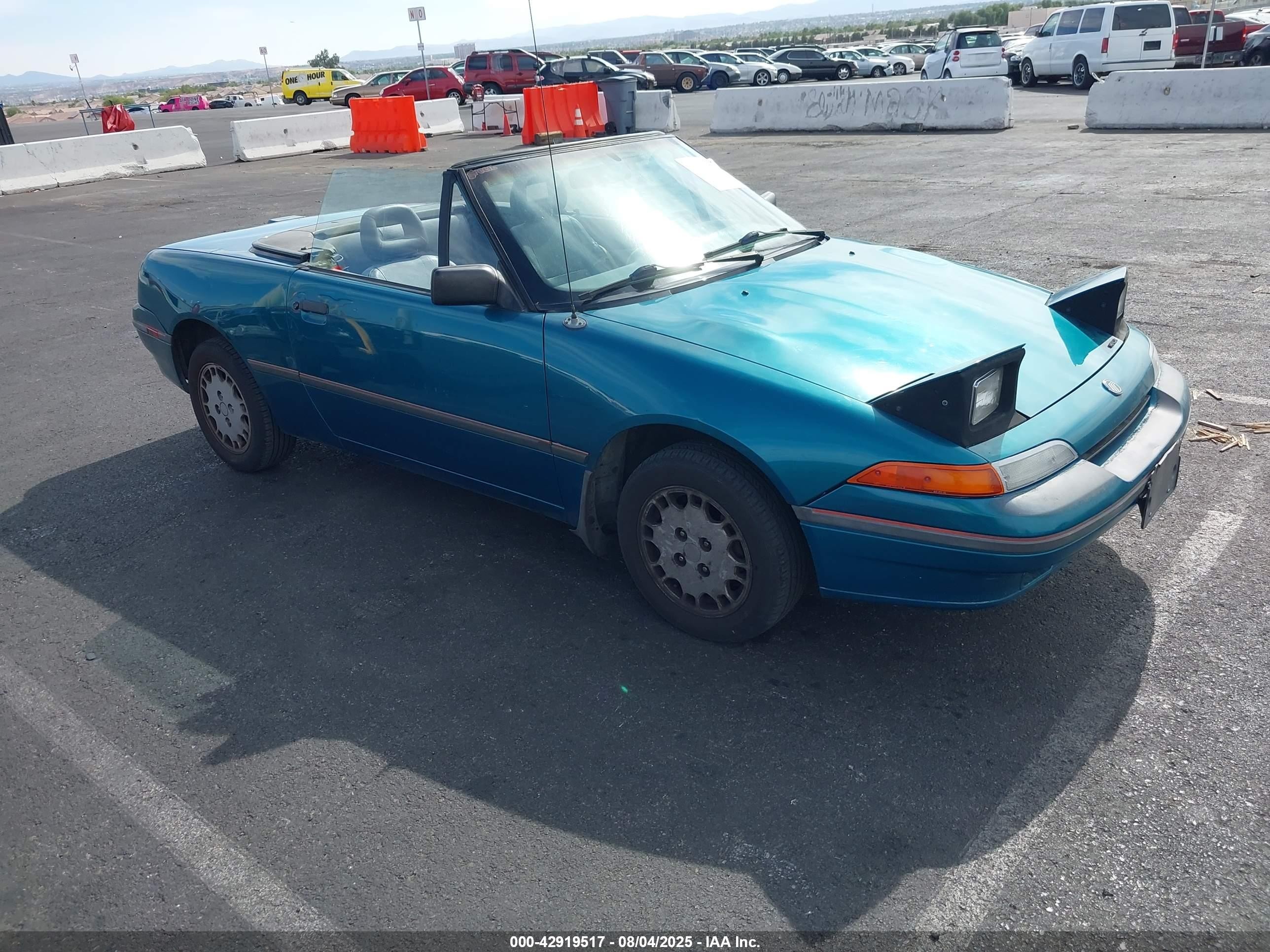 1993 Mercury Capri, VIN 6MPCT01Z0P8641235 — Front end