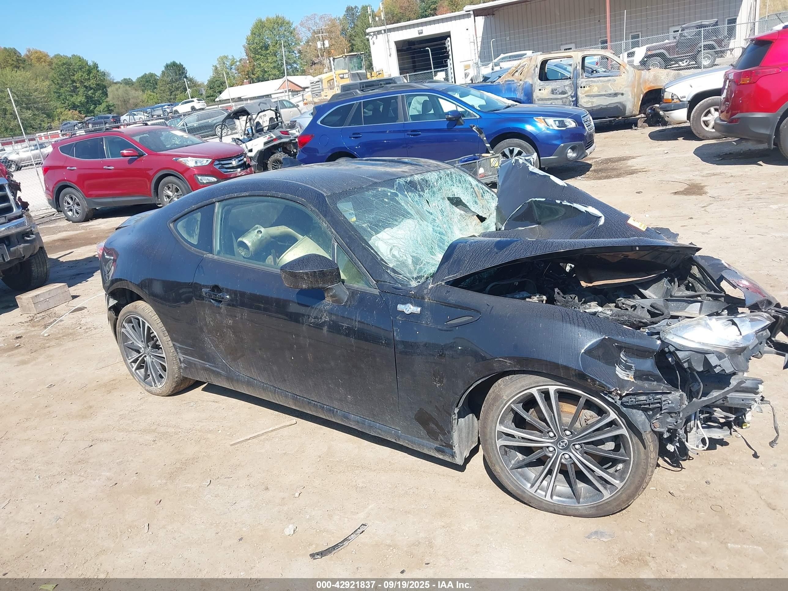 2015 Scion FR-S, VIN JF1ZNAA10F8708142 — Front end