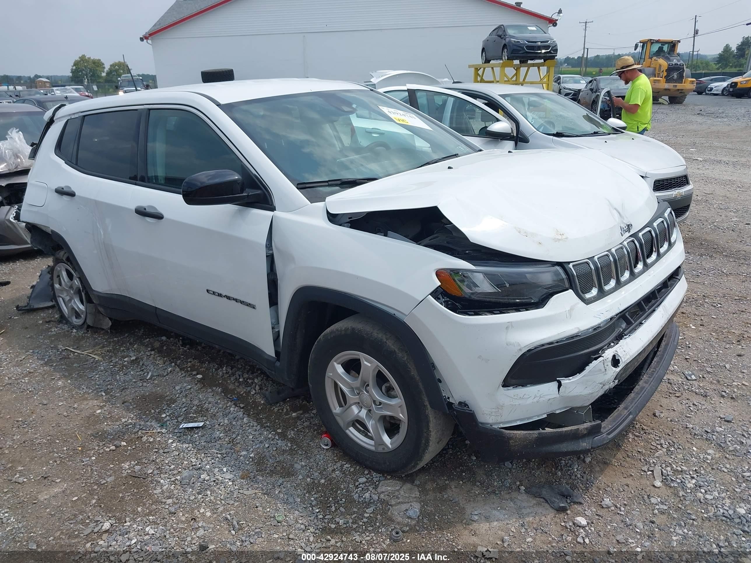 2022 Jeep Compass Sport, VIN 3C4NJCAB9NT224897 — All over