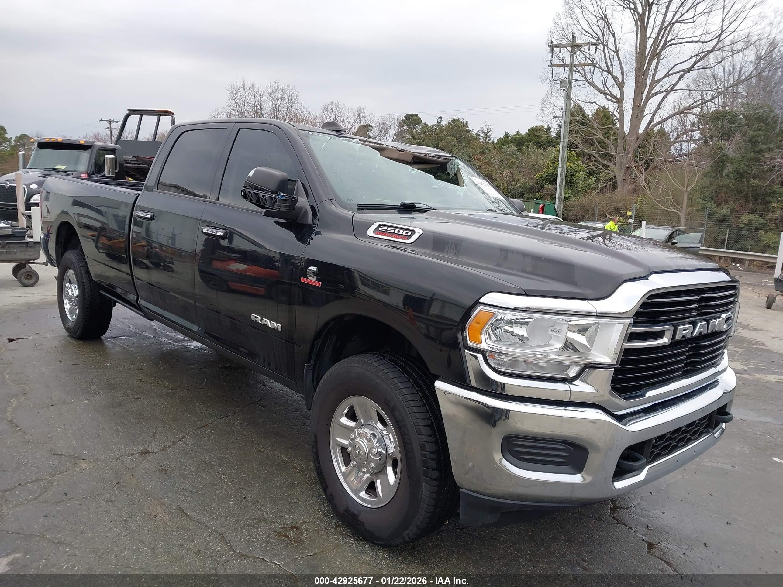 2019 Ram 2500 Big Horn, VIN 3C6UR5JL2KG689168 — Storm