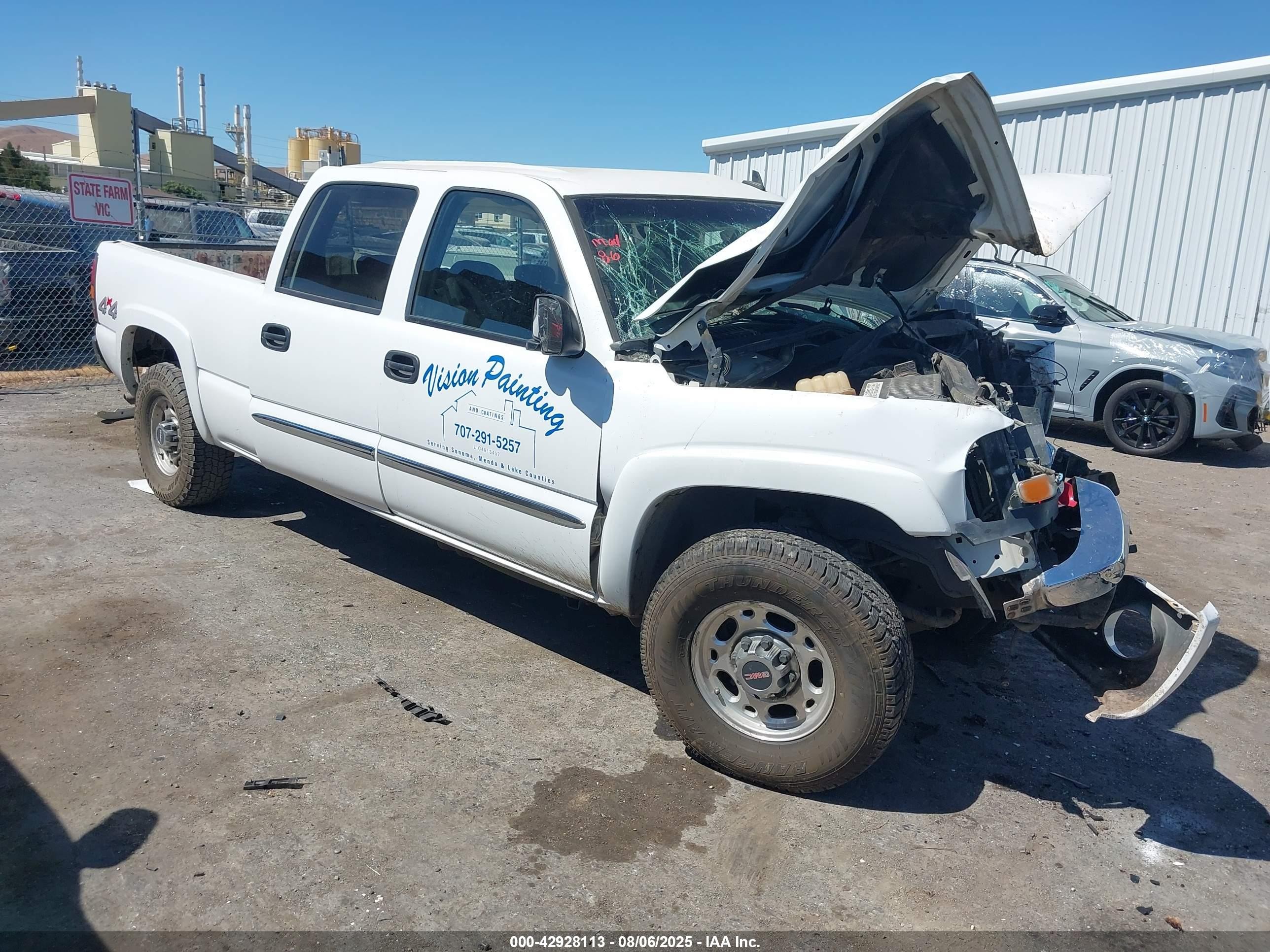 2007 GMC Sierra 1500HD Classic SLE1, VIN 1GTGK13U87F105213 — Front end