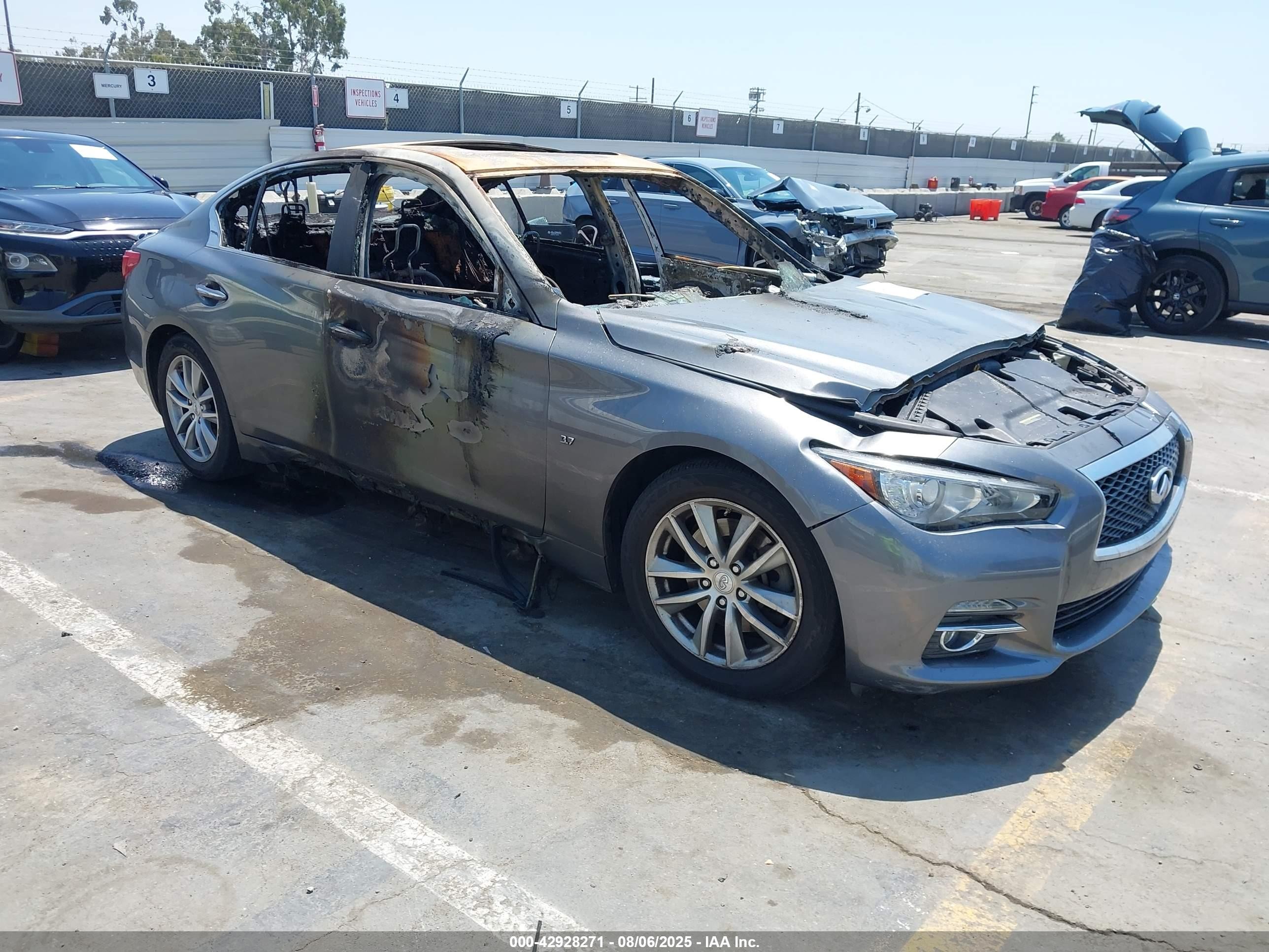 2015 Infiniti Q50 Premium, VIN JN1BV7AP7FM350017 — Interior fire