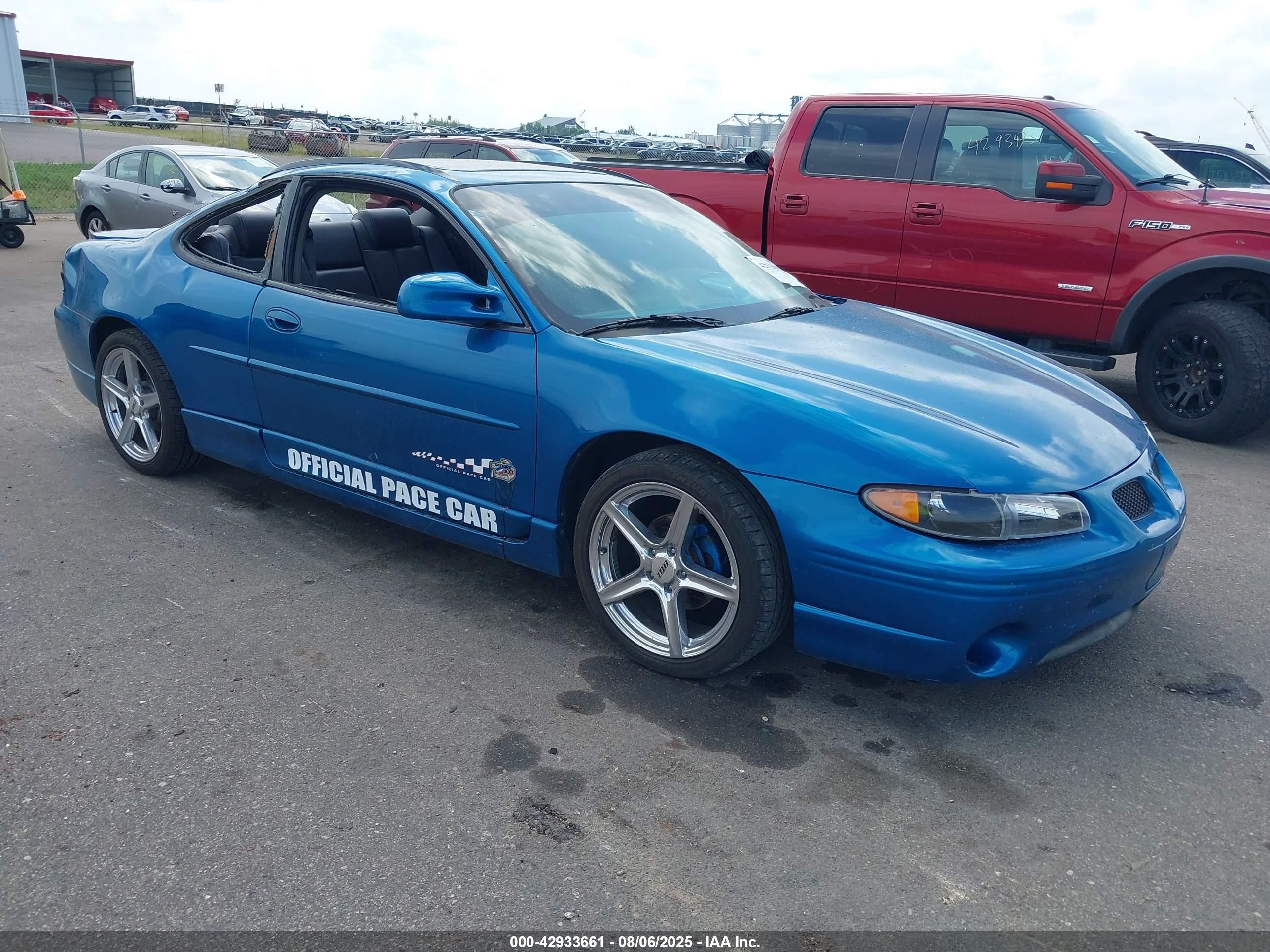 1998 Pontiac Grand Prix GT, VIN 1G2WP1218WF310537 — Стихия