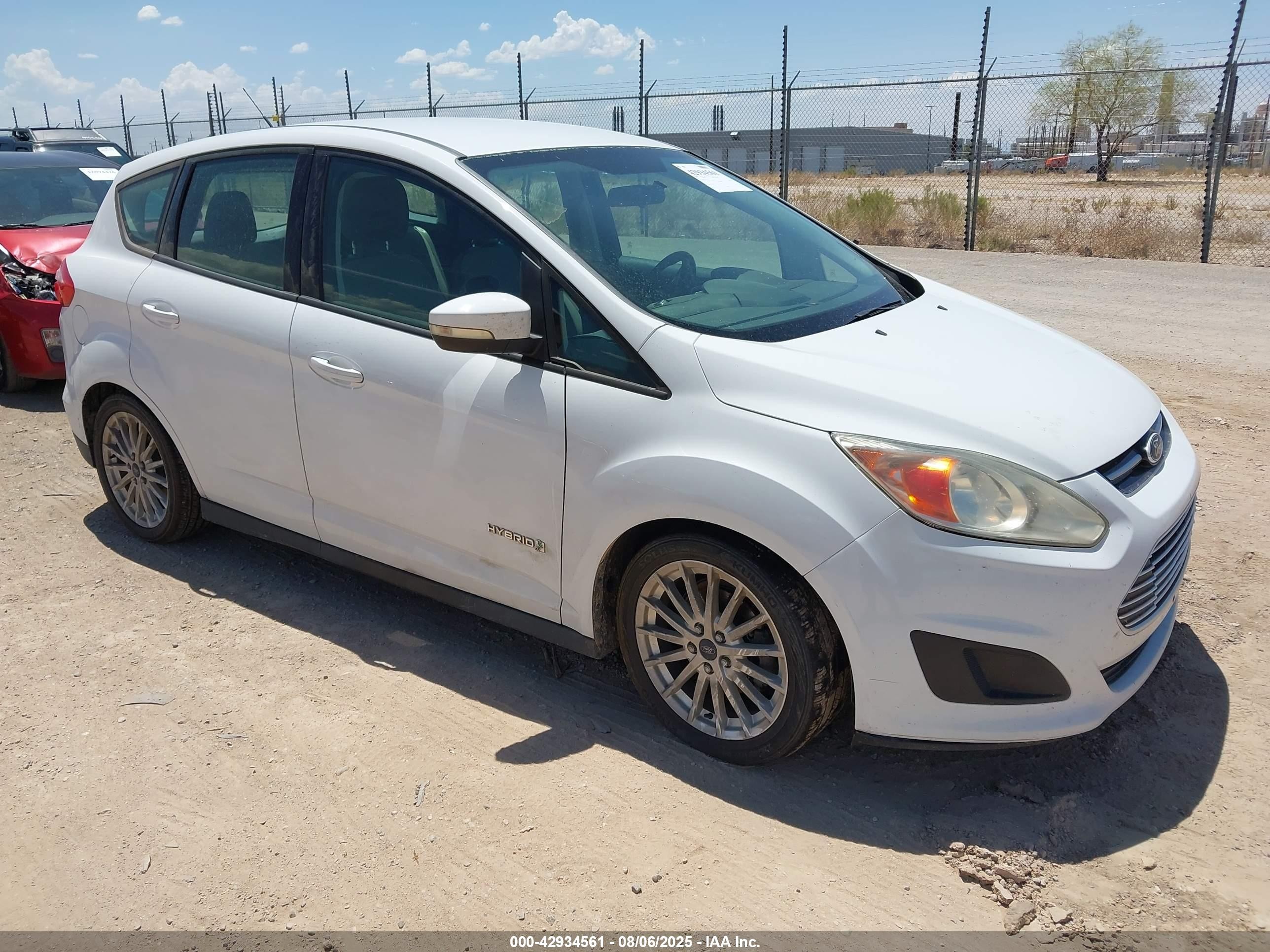 2013 Ford C-Max SE, VIN 1FADP5AU2DL545137 — Auction photo
