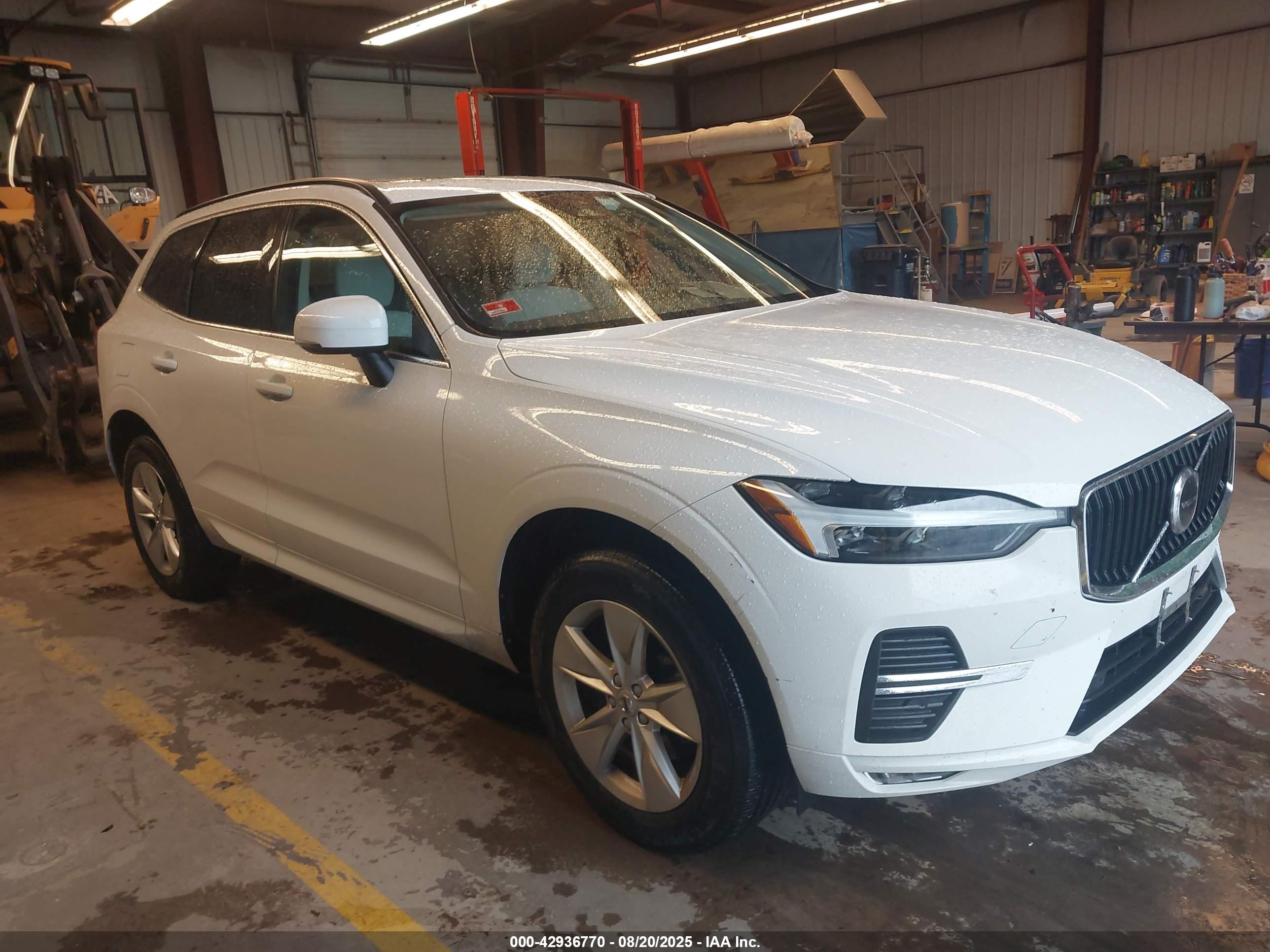 2022 Volvo XC60 Momentum, VIN YV4L12RK5N1032550 — Repossession