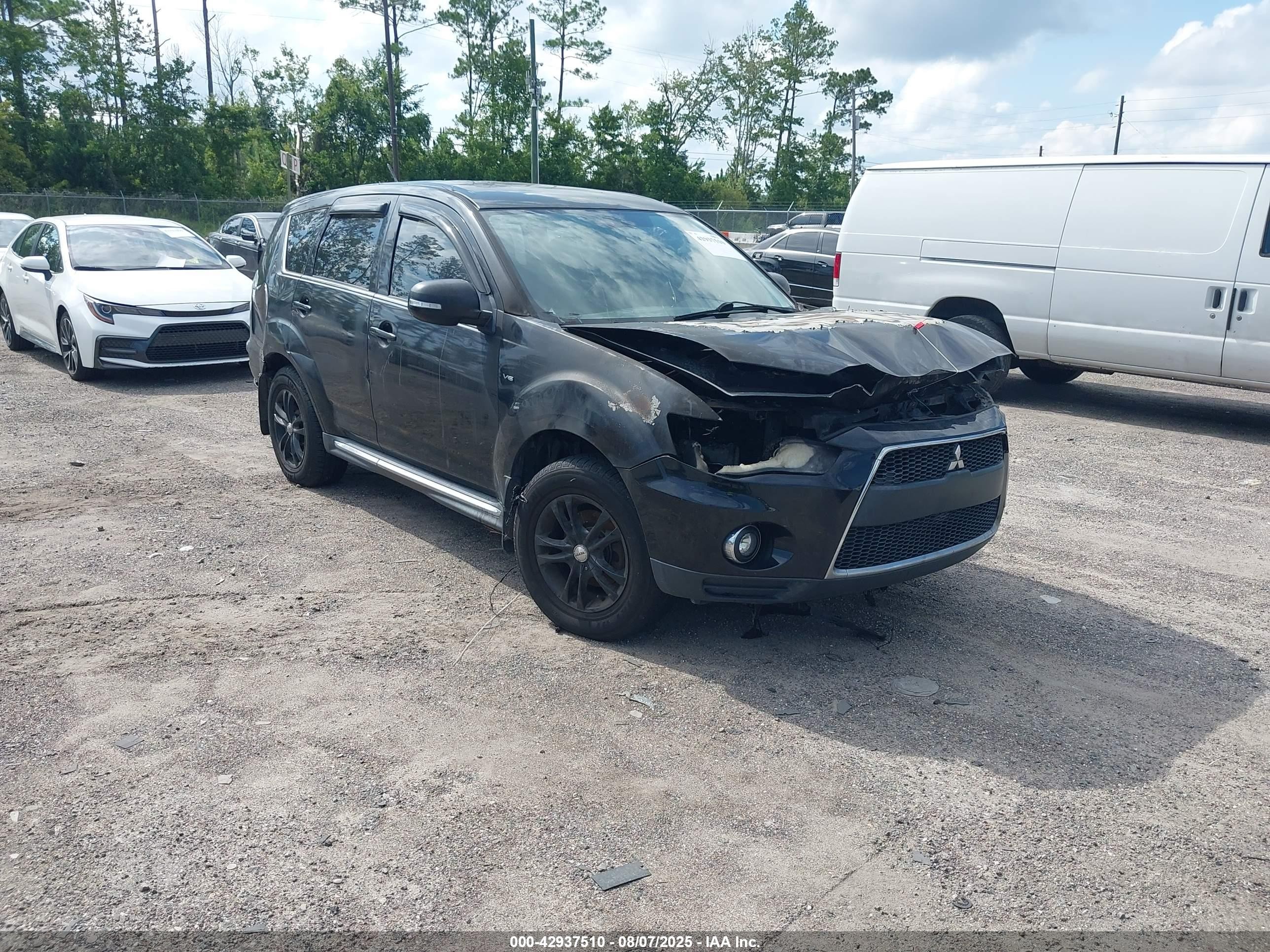 2011 Mitsubishi Outlander GT, VIN JA4JT5AX8BU010897 — Engine fire
