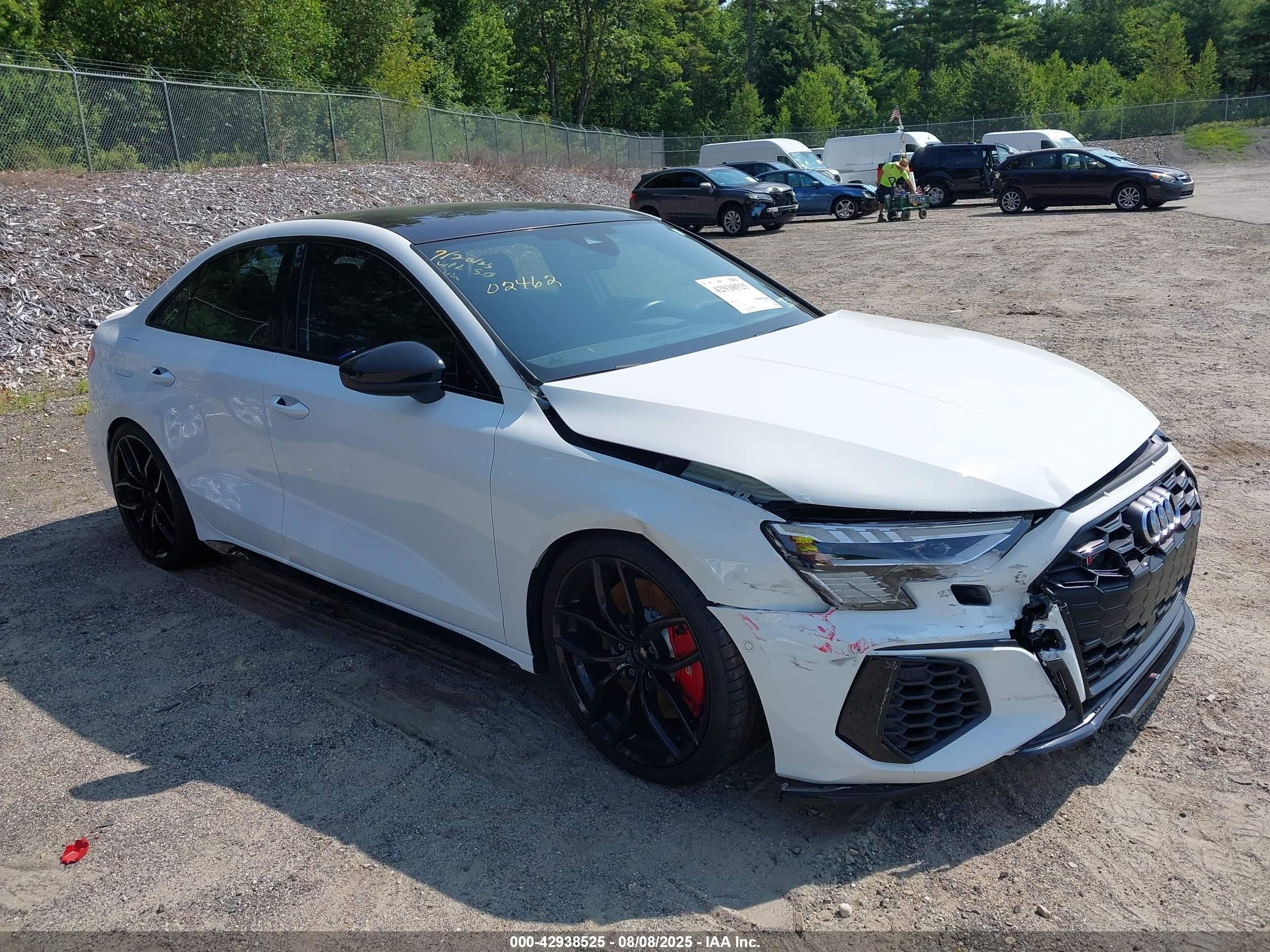 2022 Audi S3 Prestige, VIN WAUJ3CGY3NA002462 — Front end