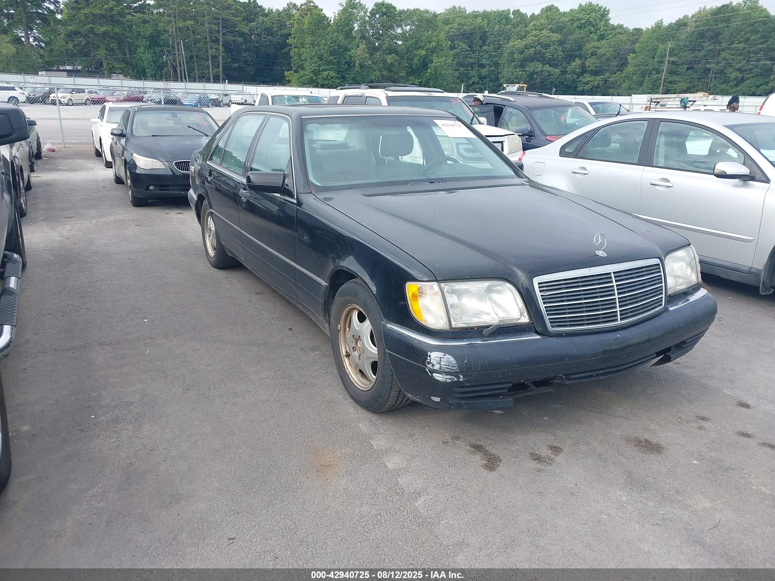 1997 Mercedes-Benz S 320/430/500, VIN WDBGA43G1VA363869 — Front end
