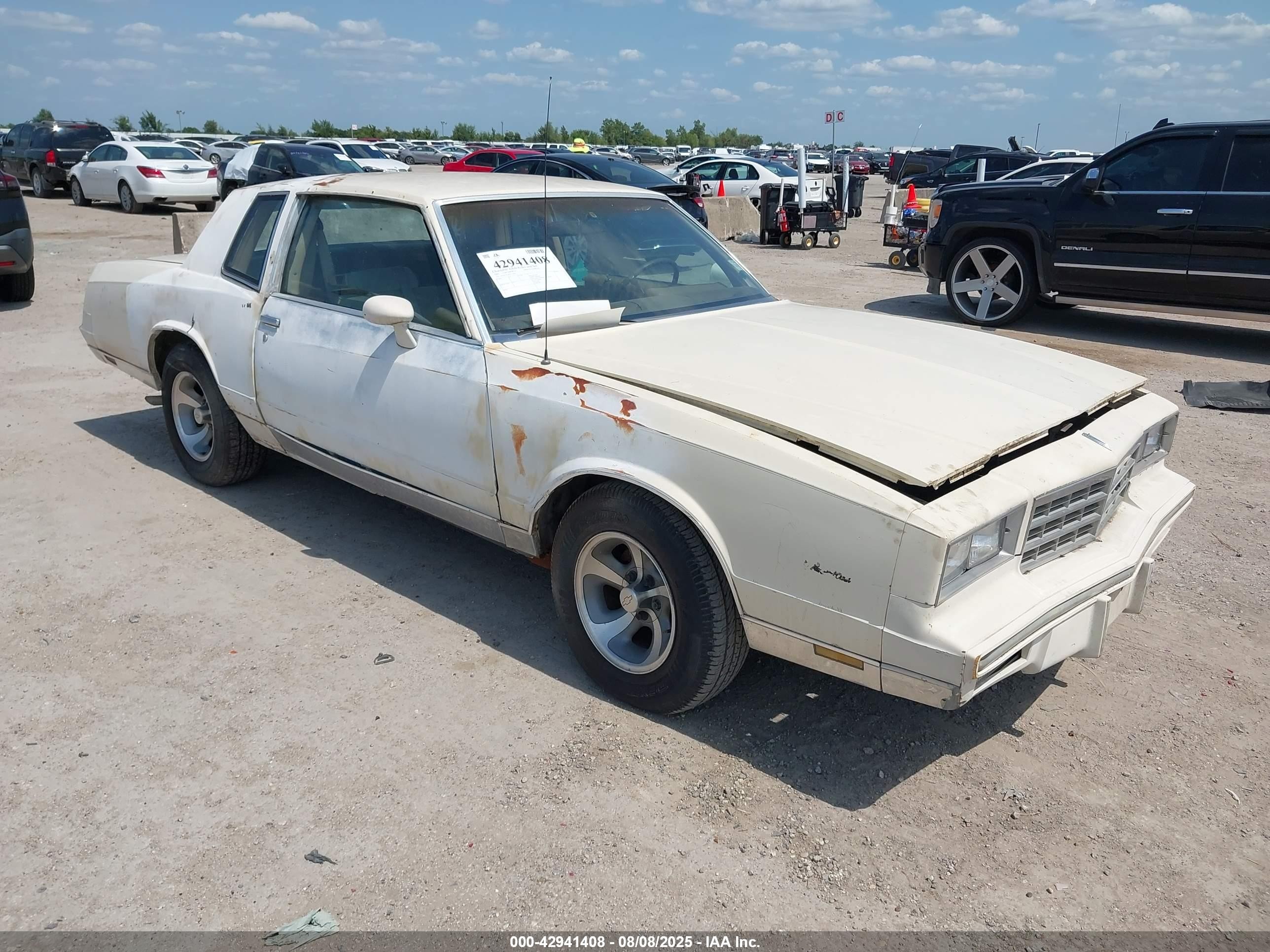 1985 Chevrolet Monte Carlo Sport, VIN 1G1GZ37Z4FR177609 — Фото с аукциона 1 of 16
