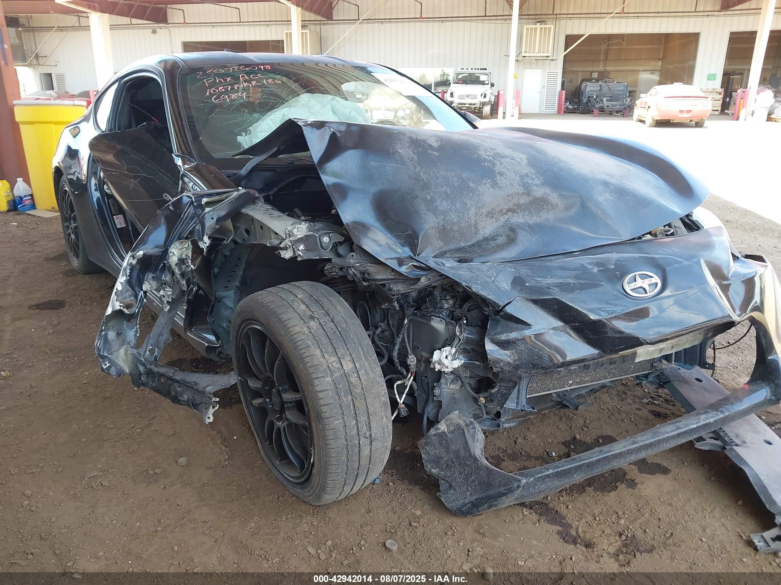2013 Scion FR-S, VIN JF1ZNAA10D2716984 — Front end