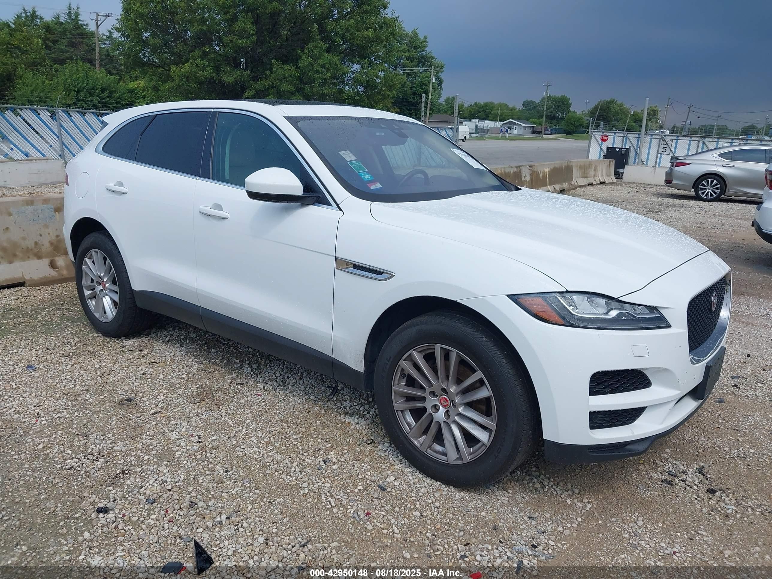 2020 Jaguar F-Pace 25t Prestige, VIN SADCK2FX5LA631076 — Water / flood