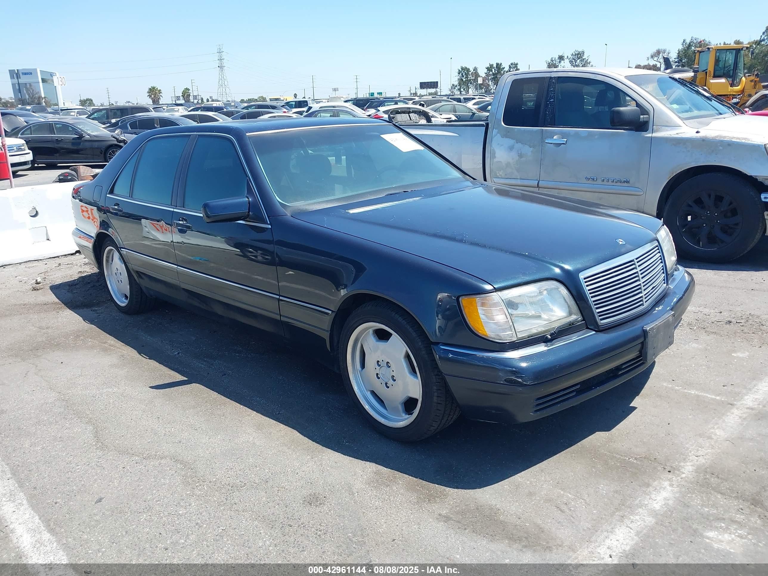 1997 Mercedes-Benz S 320/430/500, VIN WDBGA51G0VA343332 — Normal wear