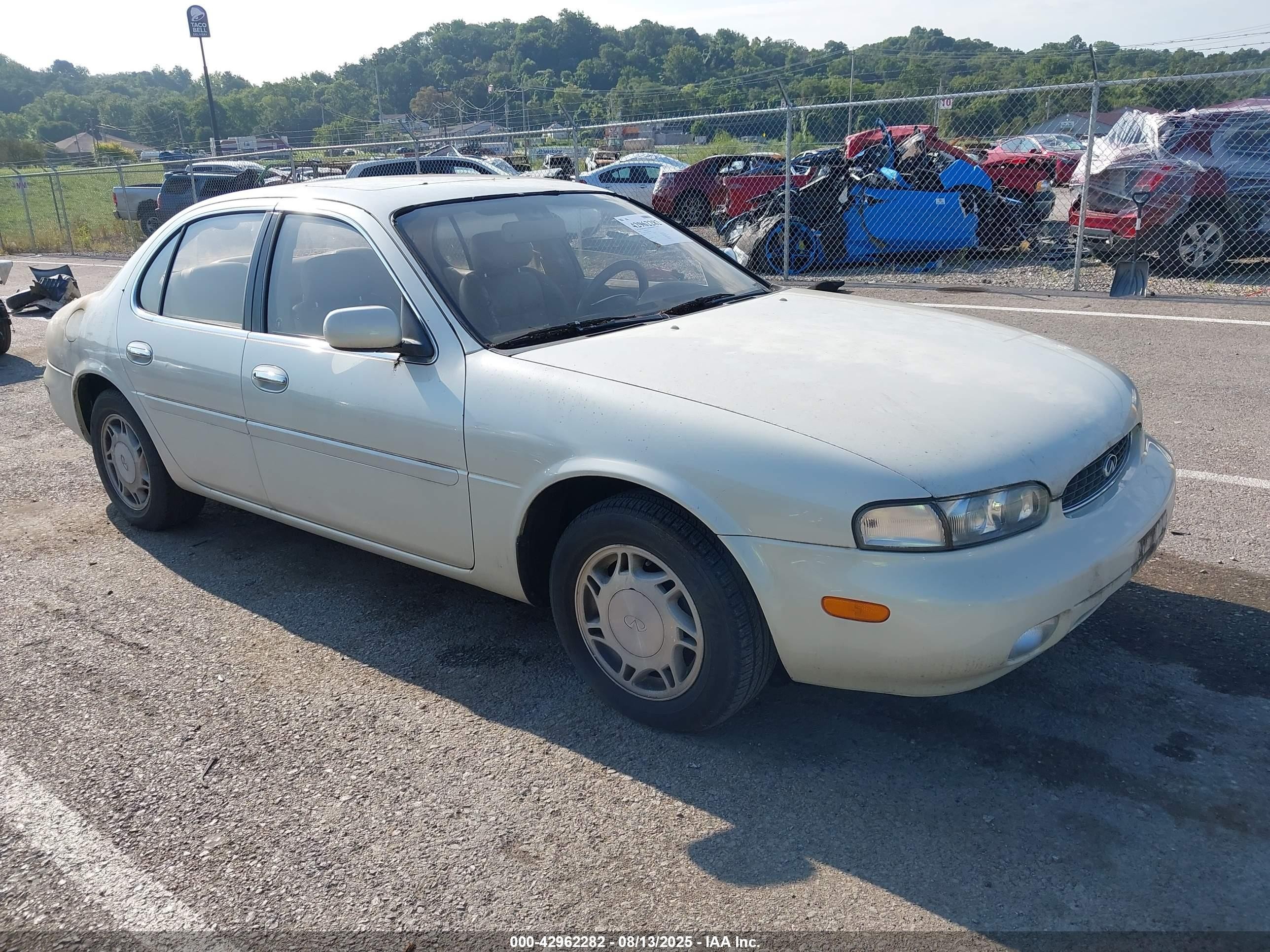 1995 Infiniti J30 Personal Luxury, VIN JNKAY21D3SM216994 — Rear end