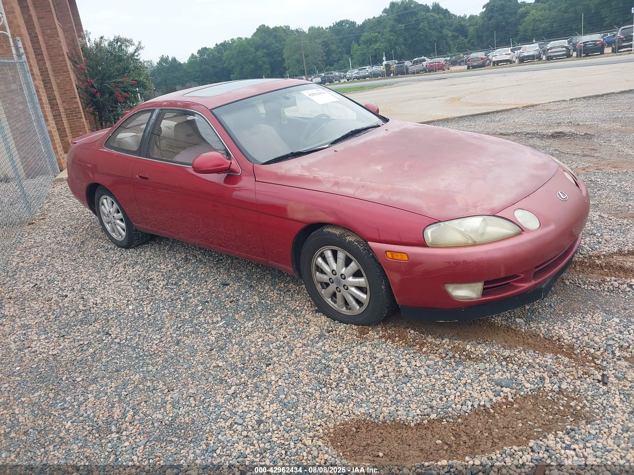 1992 Lexus SC 400, VIN JT8UZ30C6N0013473 — Side