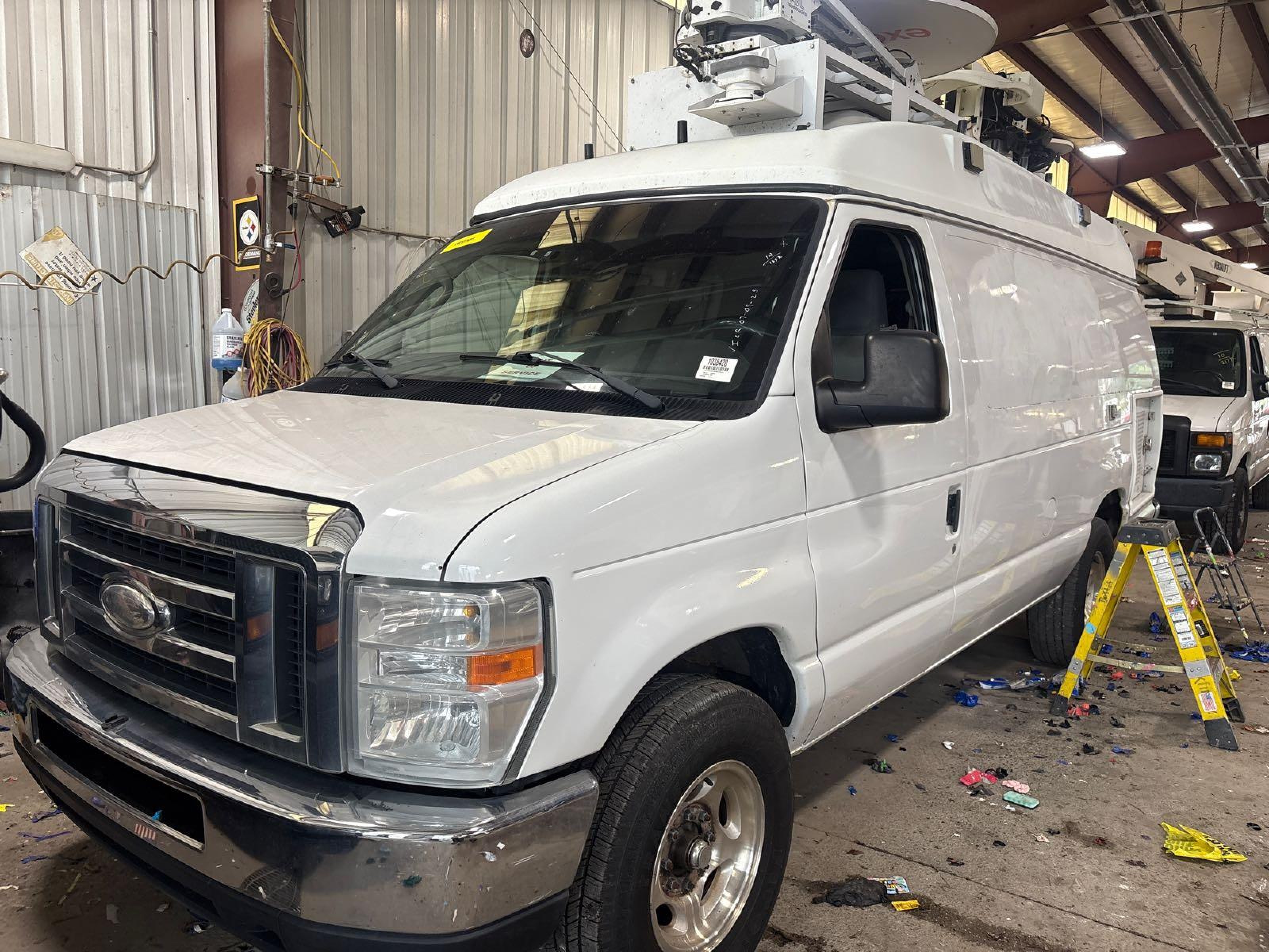 2014 Ford E-Series Commercial, VIN 1FTSS3ES3EDA37915 — Normal wear