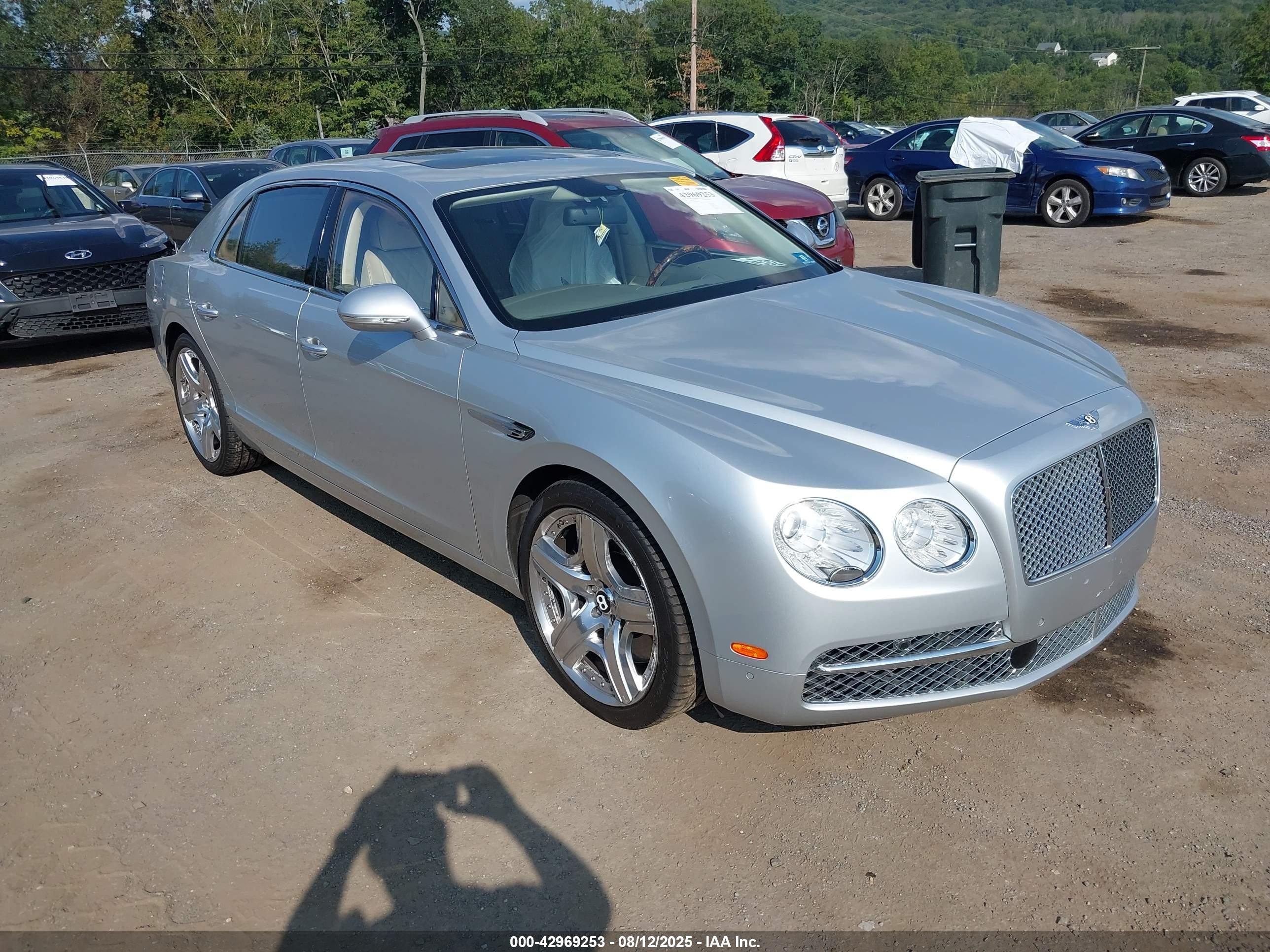 2014 Bentley Flying Spur, VIN SCBEC9ZA6EC091829 — Water / flood