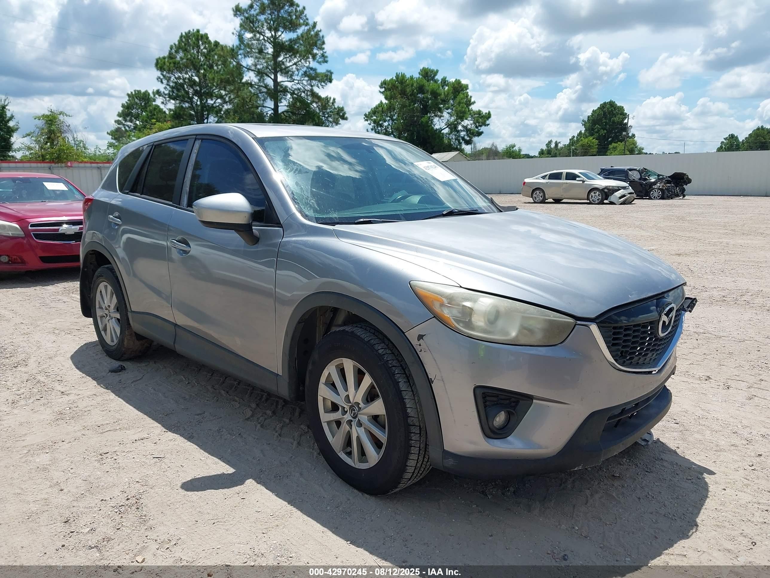 2014 Mazda CX-5 Touring, VIN JM3KE2CY2E0417352 — Front end