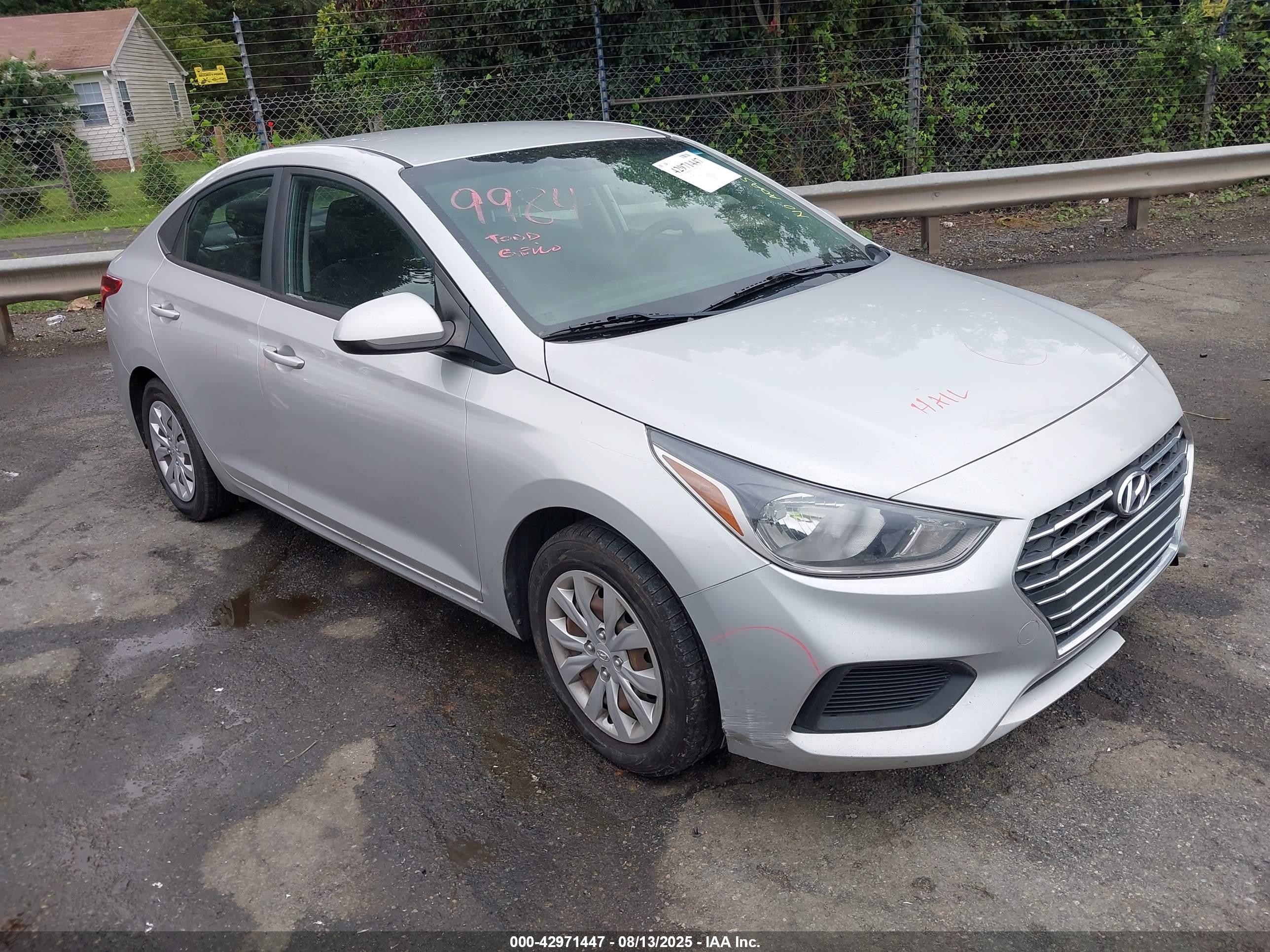 2020 Hyundai Accent SEL, VIN 3KPC24A63LE099779 — Side