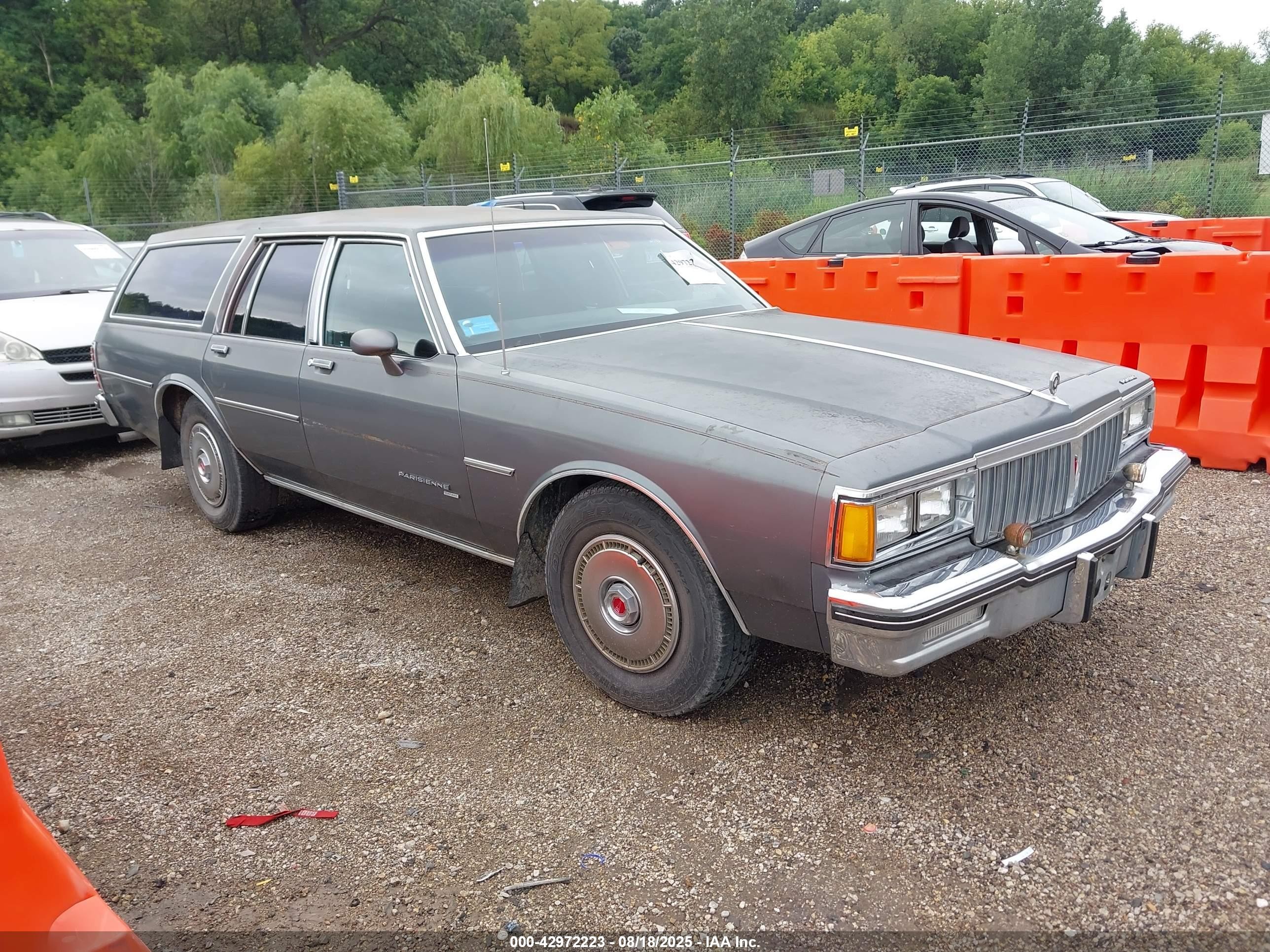 1986 Pontiac Parisienne, VIN 1G2BL35Y9GX239990 — Normal wear