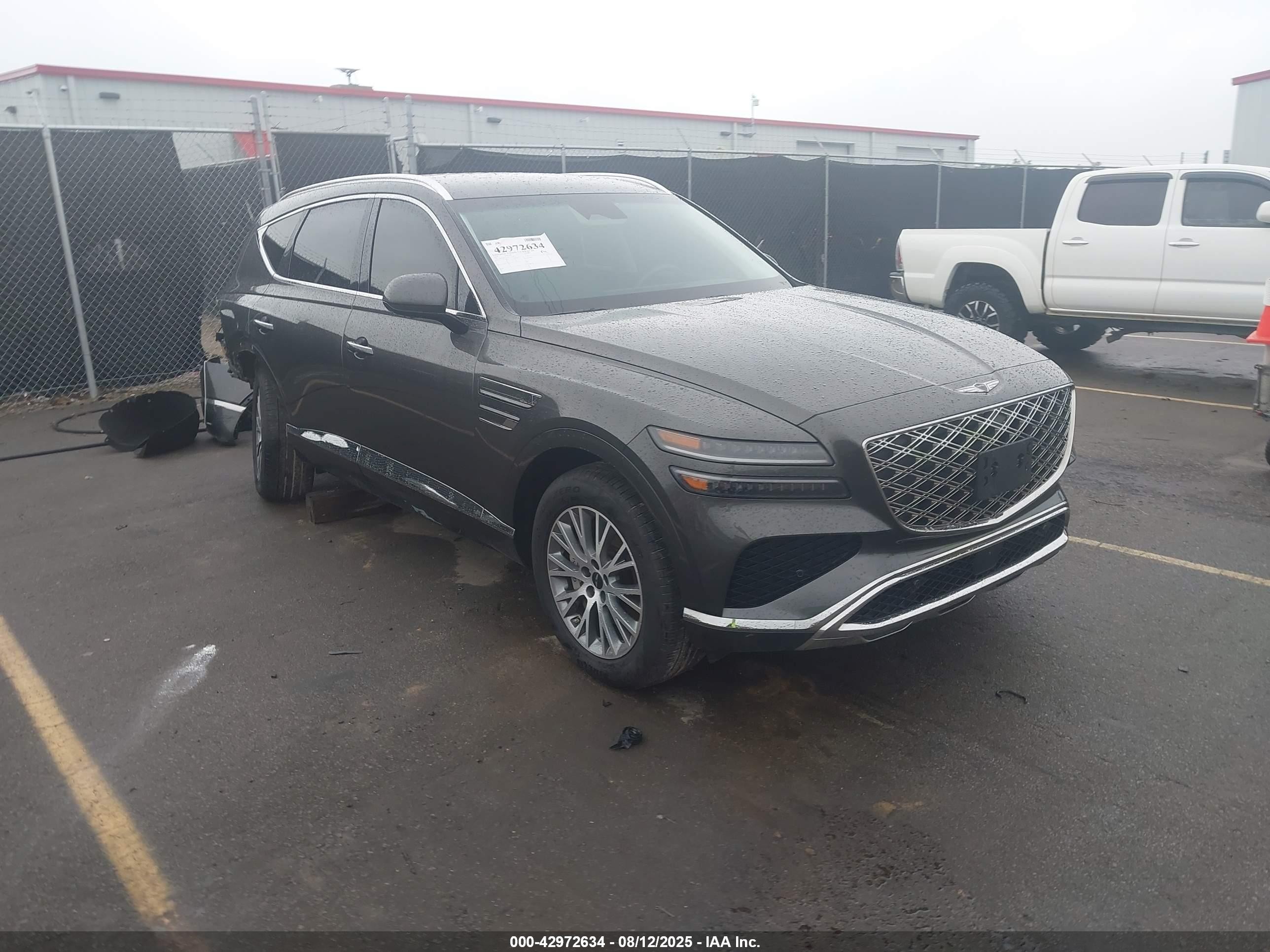 2025 Genesis GV80 Standard, VIN KMUHFESB4SU241629 — Rear end