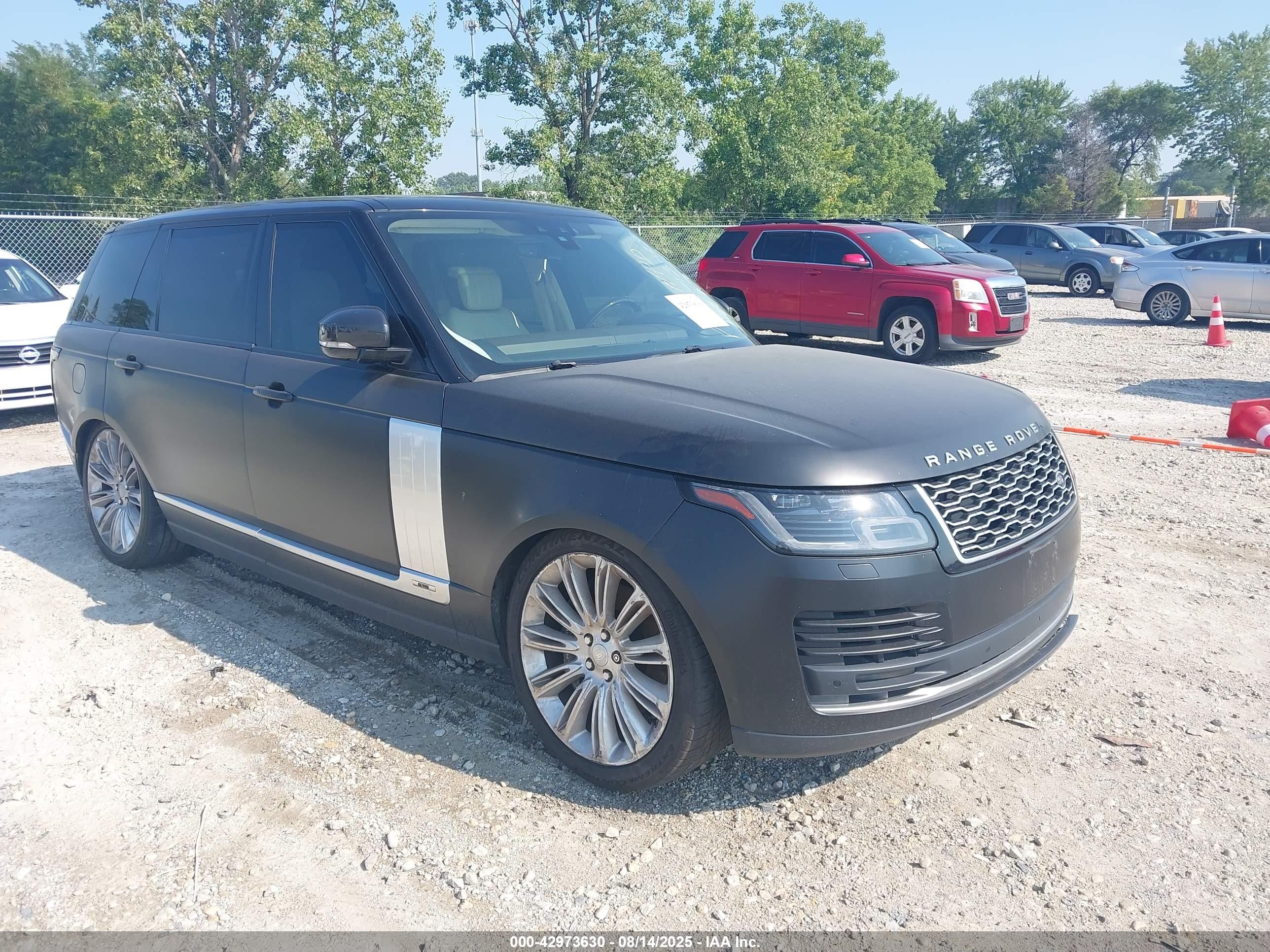 2020 Land Rover Range Rover, VIN SALGS5SE2LA404133 — Фото с аукциона