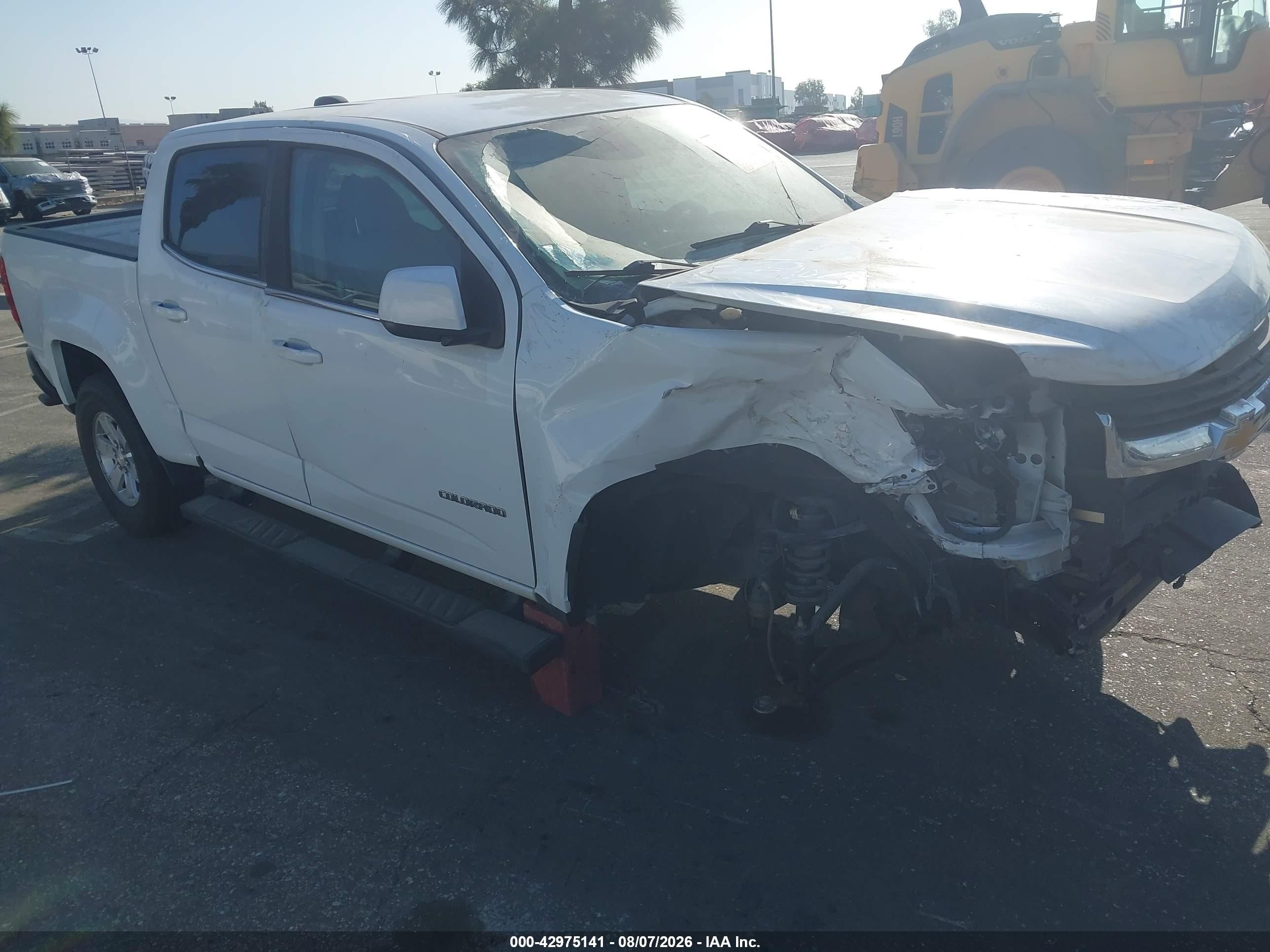 2020 Chevrolet Colorado 2WD Work Truck, VIN 1GCGSBEN4L1245827 — Перед