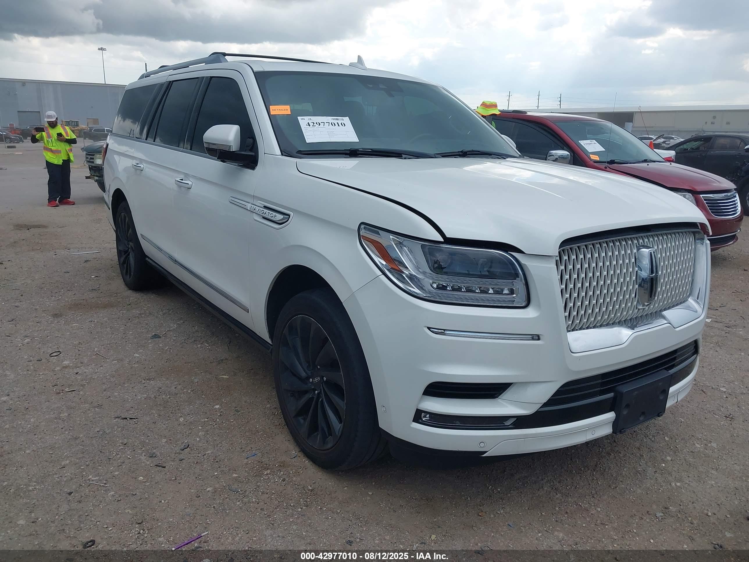 2020 Lincoln Navigator Reserve, VIN 5LMJJ3LT8LEL10177 — Theft recovery