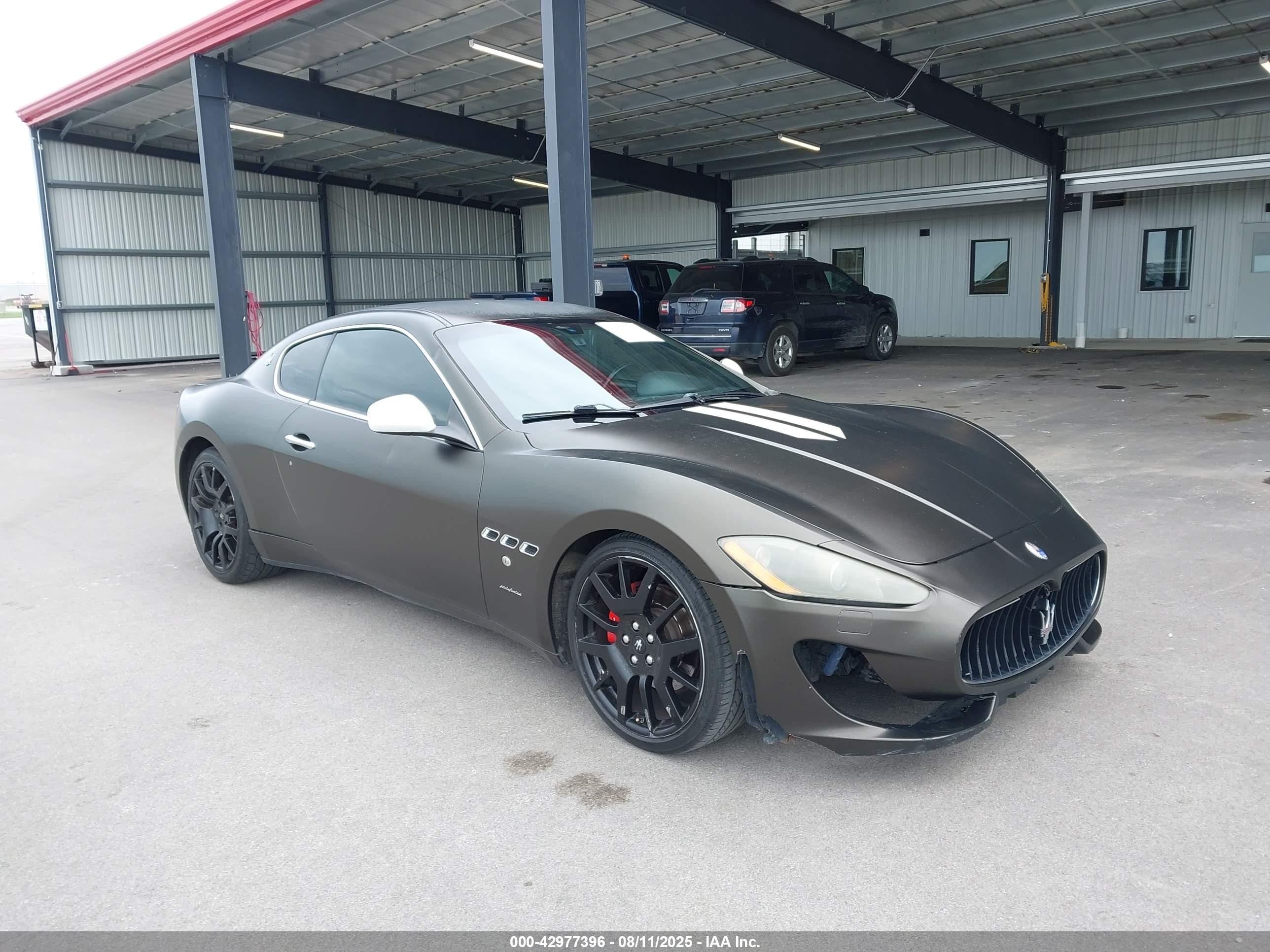 2008 Maserati GranTurismo, VIN ZAMGJ45AX80038248 — Front end