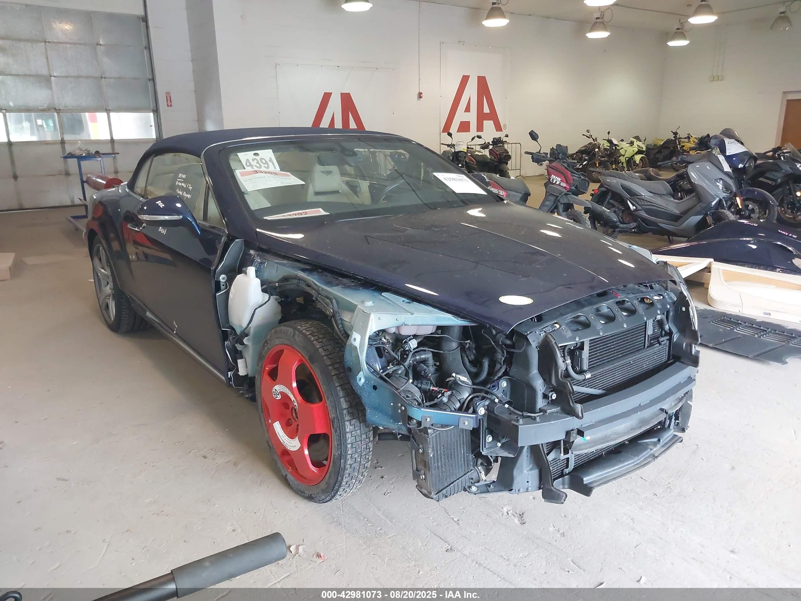 2013 Bentley Continental GT, VIN SCBGR3ZA5DC080369 — Front end