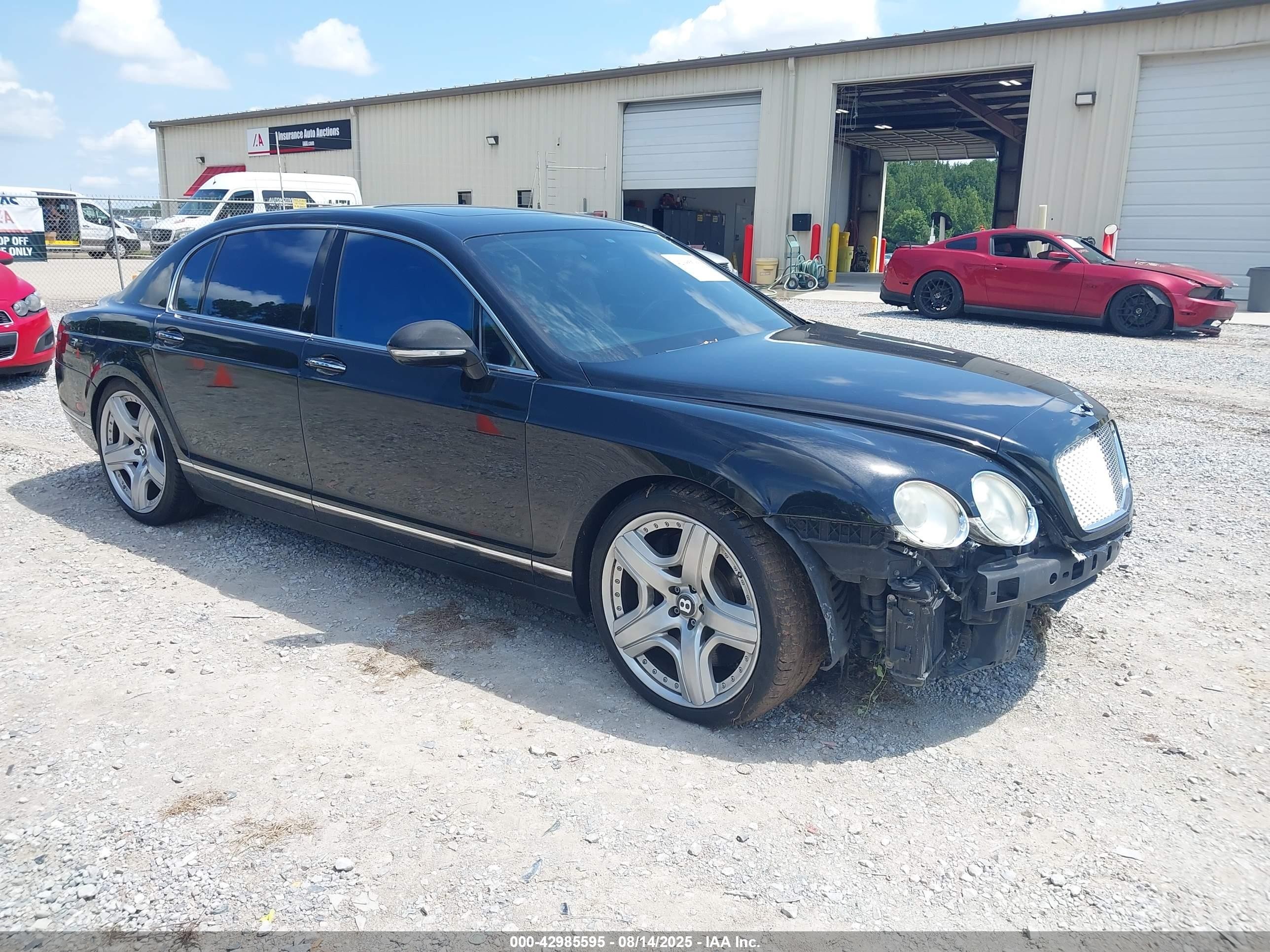 2010 Bentley Flying Spur, VIN SCBBR9ZA1AC062539 — Front end