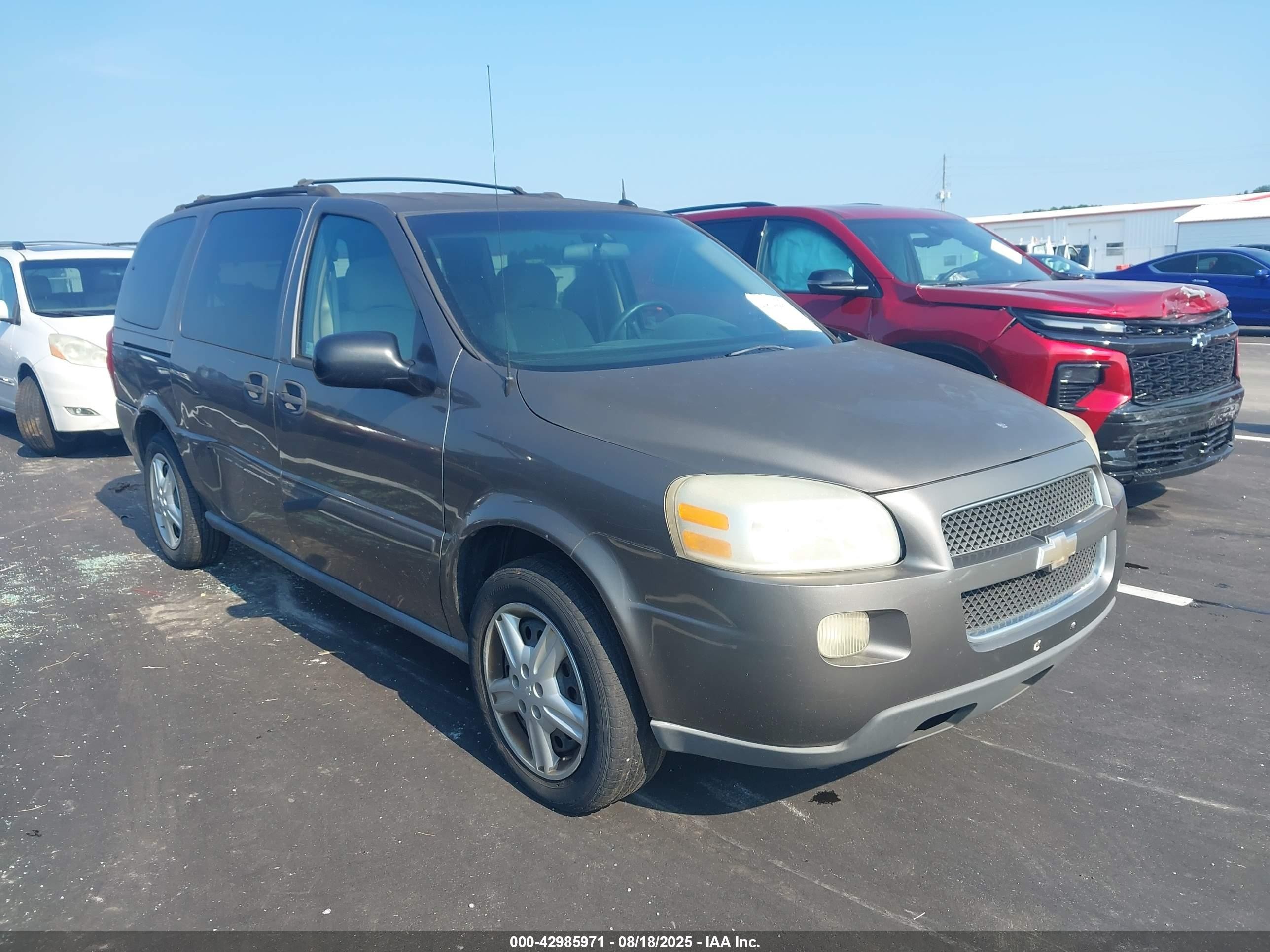 2005 Chevrolet Uplander, VIN 1GNDV03L85D185060 — Rear end