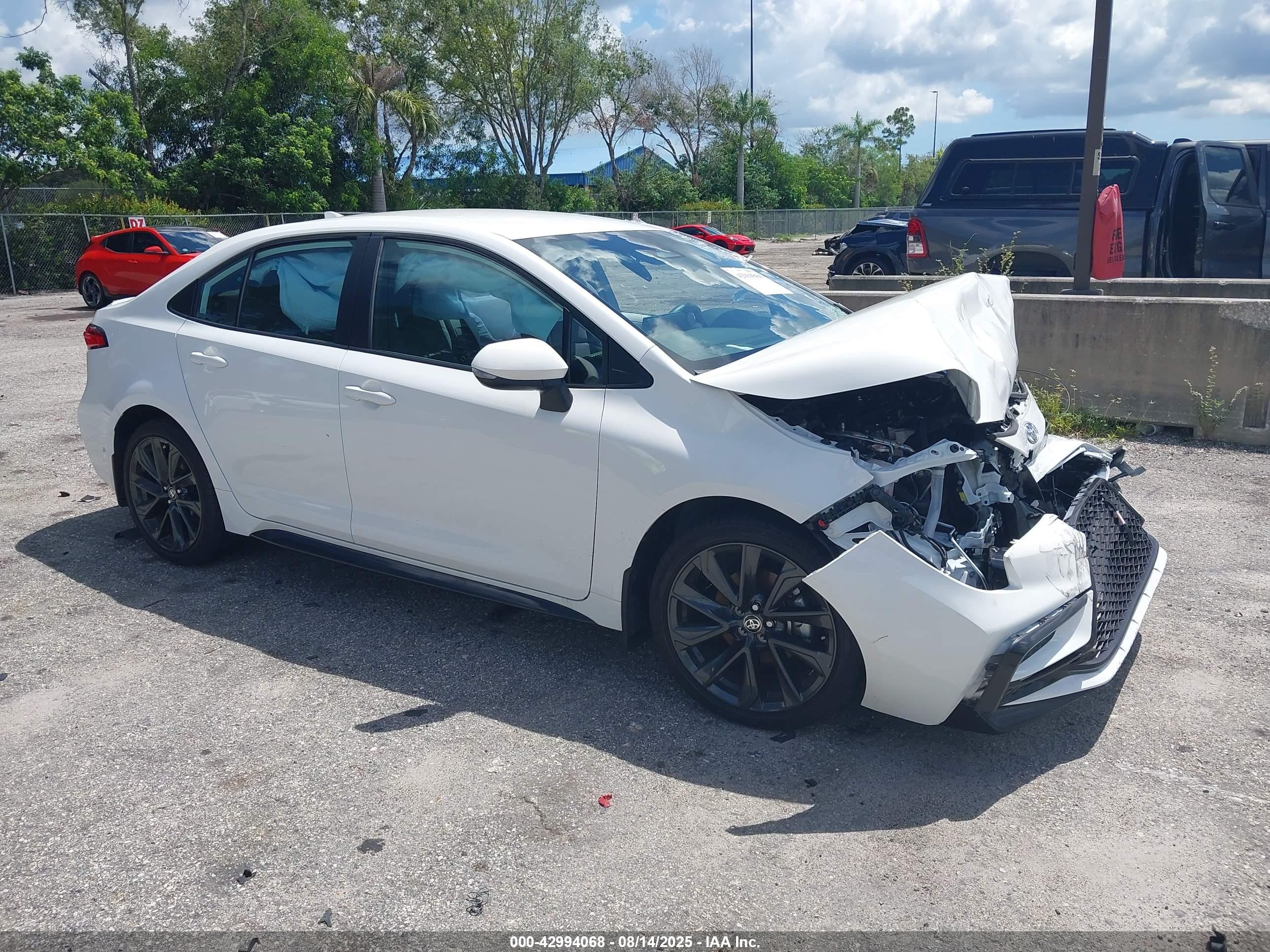 2024 Toyota Corolla SE, VIN 5YFS4MCE6RP201416 — Front end